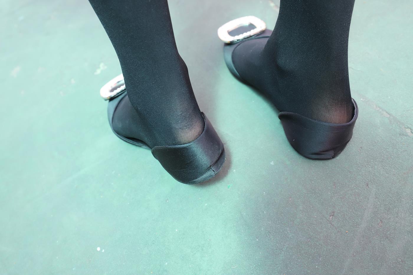 图片[76]-大西瓜爱牙膏-2019 9月活动 模特2（二） 黑丝碎花裙 (4) [85P] – 速更版-美库