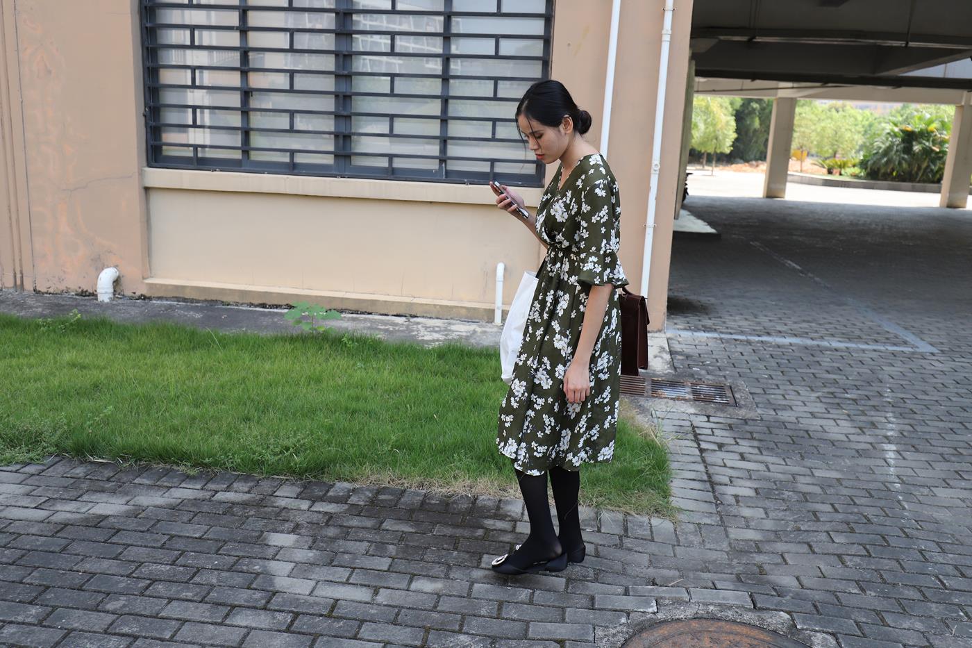 图片[84]-大西瓜爱牙膏-2019 9月活动 模特2（二） 黑丝碎花裙 (4) [85P] – 速更版-美库