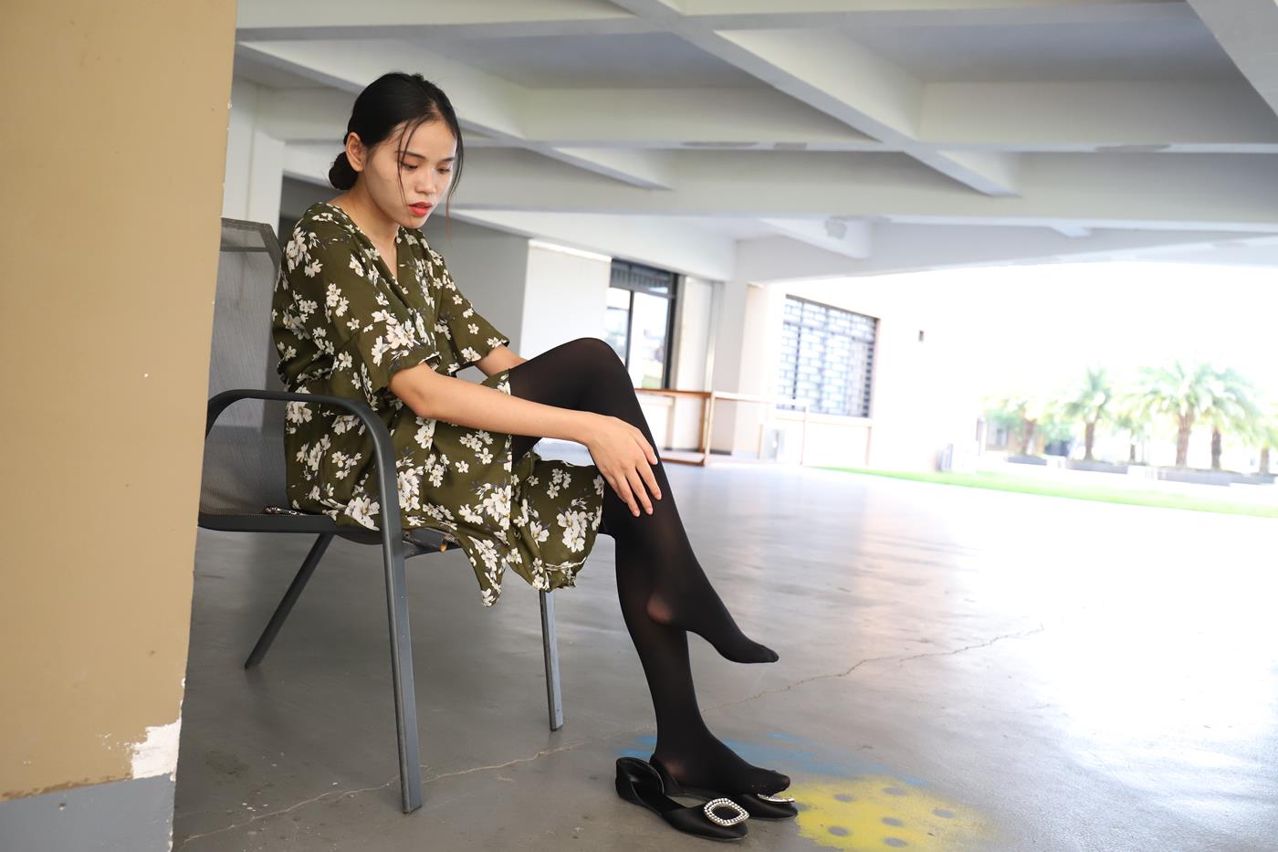 图片[71]-大西瓜爱牙膏-2019 9月活动 模特2（二） 黑丝碎花裙 (5) [85P] – 速更版-美库