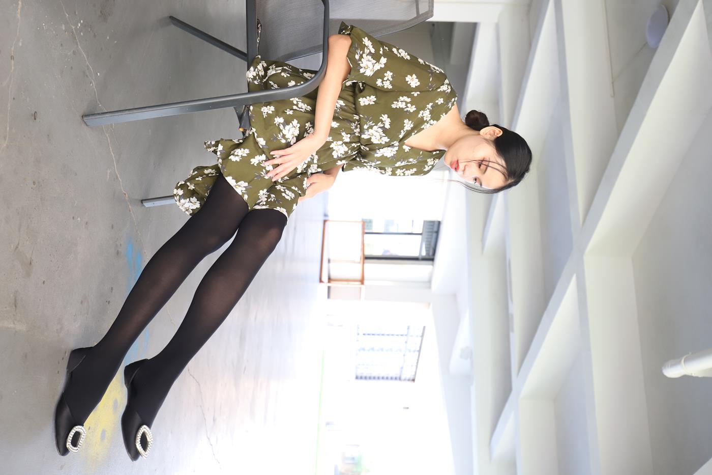 图片[83]-大西瓜爱牙膏-2019 9月活动 模特2（二） 黑丝碎花裙 (5) [85P] – 速更版-美库