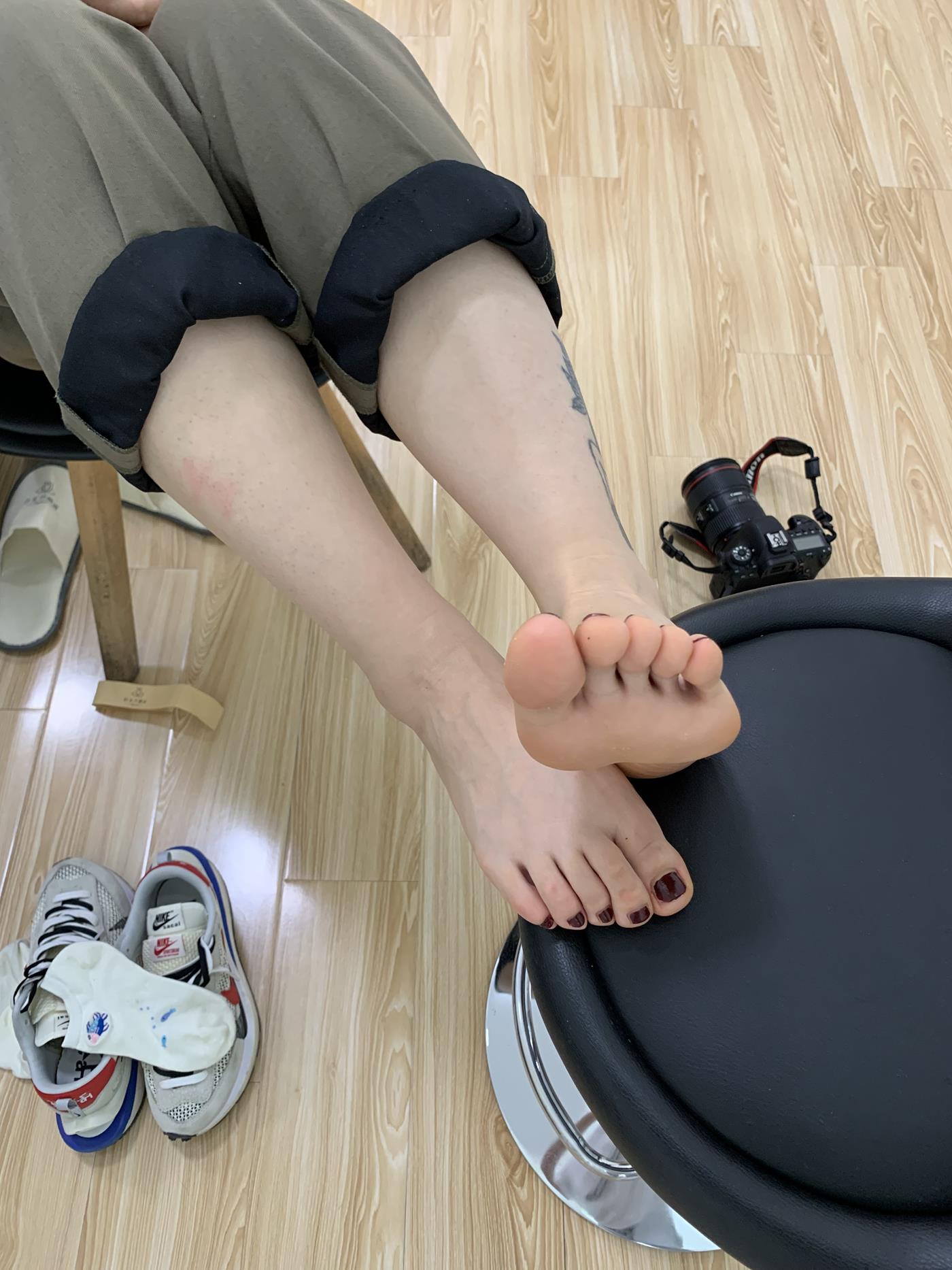 图片[20]-[誉铭传媒]袜足摄影 2022年《5月整合福利》[106P] – 速更版-美库