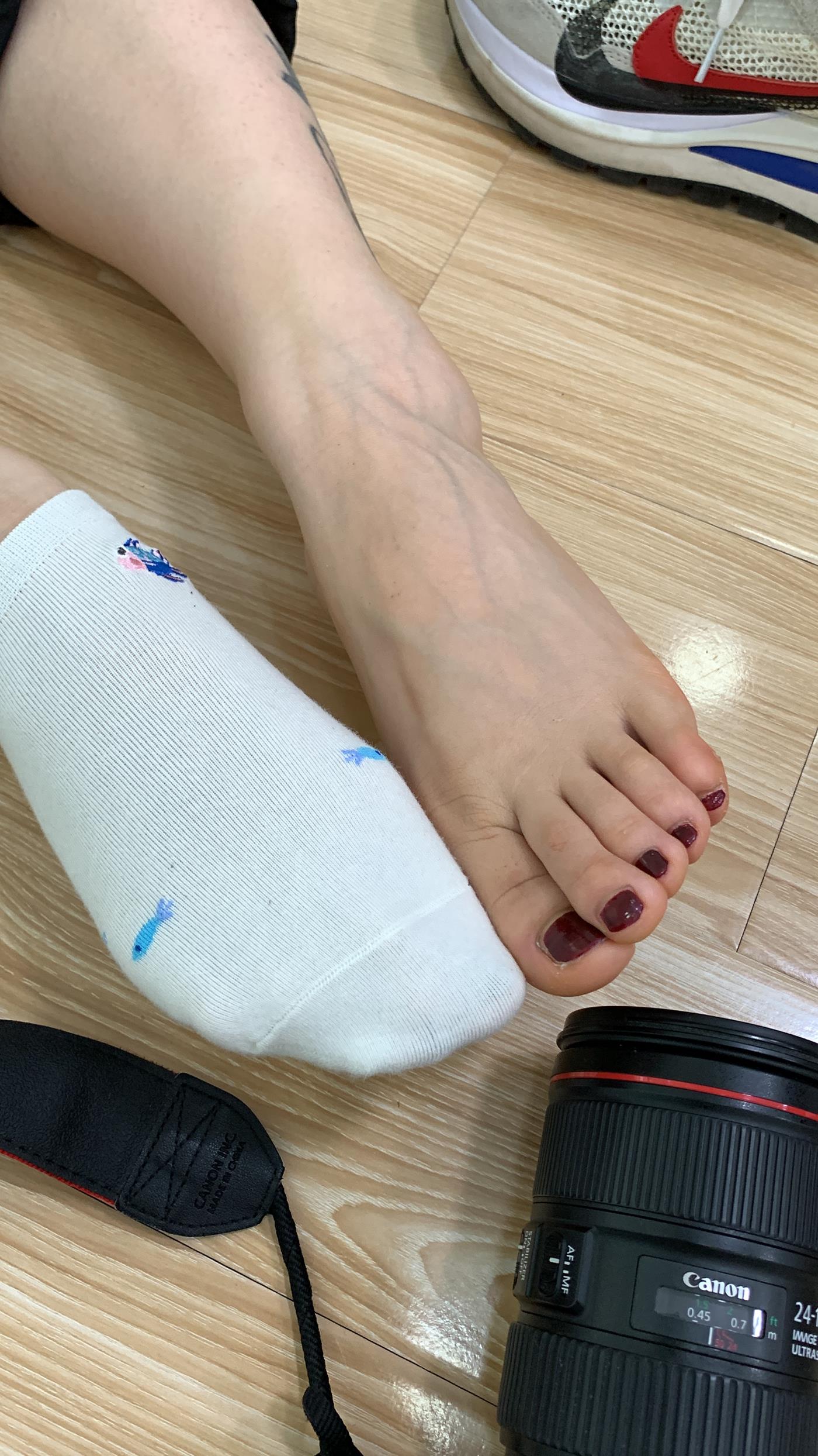 图片[25]-[誉铭传媒]袜足摄影 2022年《5月整合福利》[106P] – 速更版-美库