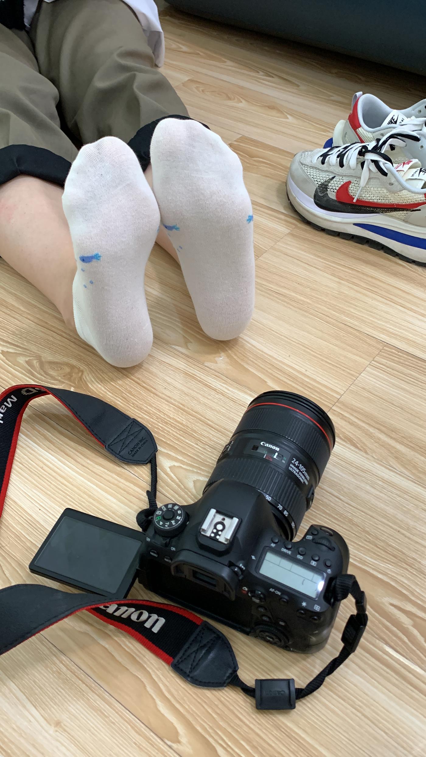 图片[30]-[誉铭传媒]袜足摄影 2022年《5月整合福利》[106P] – 速更版-美库