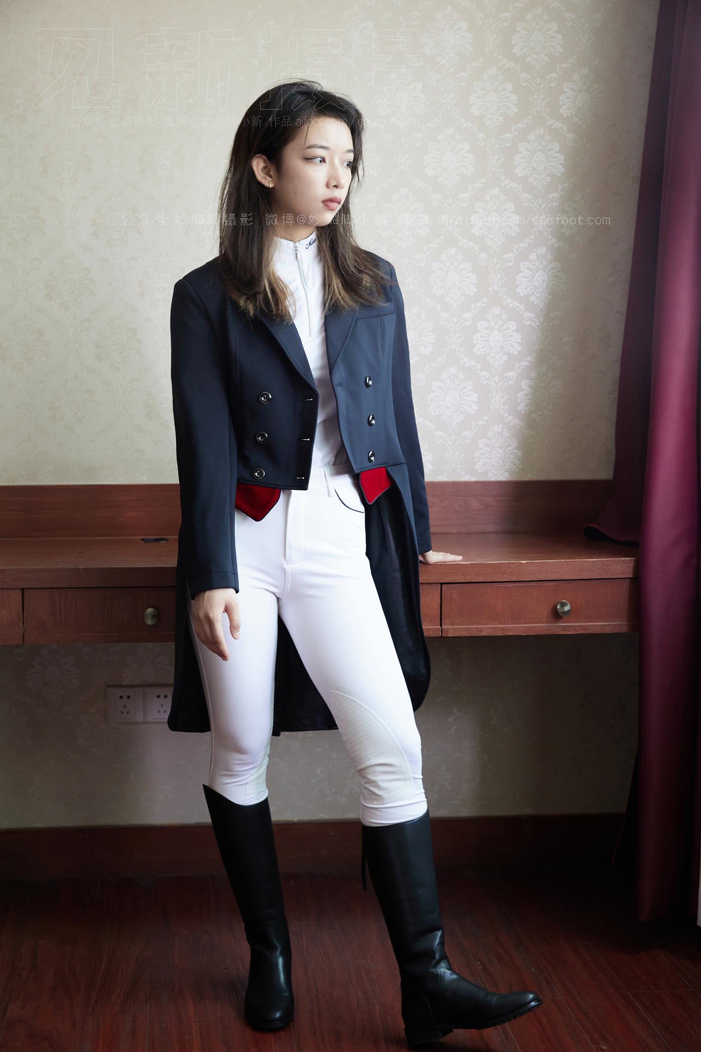 图片[11]-[见新摄影]NO.021 巅峰 英姿飒爽 帅气少女风 ｜ 又酷又美的骑[323P] – 速更版-美库