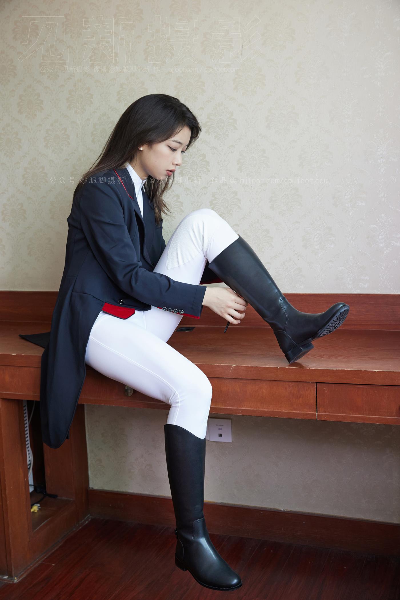 图片[16]-[见新摄影]NO.021 巅峰 英姿飒爽 帅气少女风 ｜ 又酷又美的骑[323P] – 速更版-美库