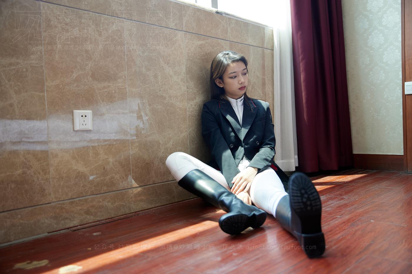 图片[37]-[见新摄影]NO.021 巅峰 英姿飒爽 帅气少女风 ｜ 又酷又美的骑[323P] – 速更版-美库