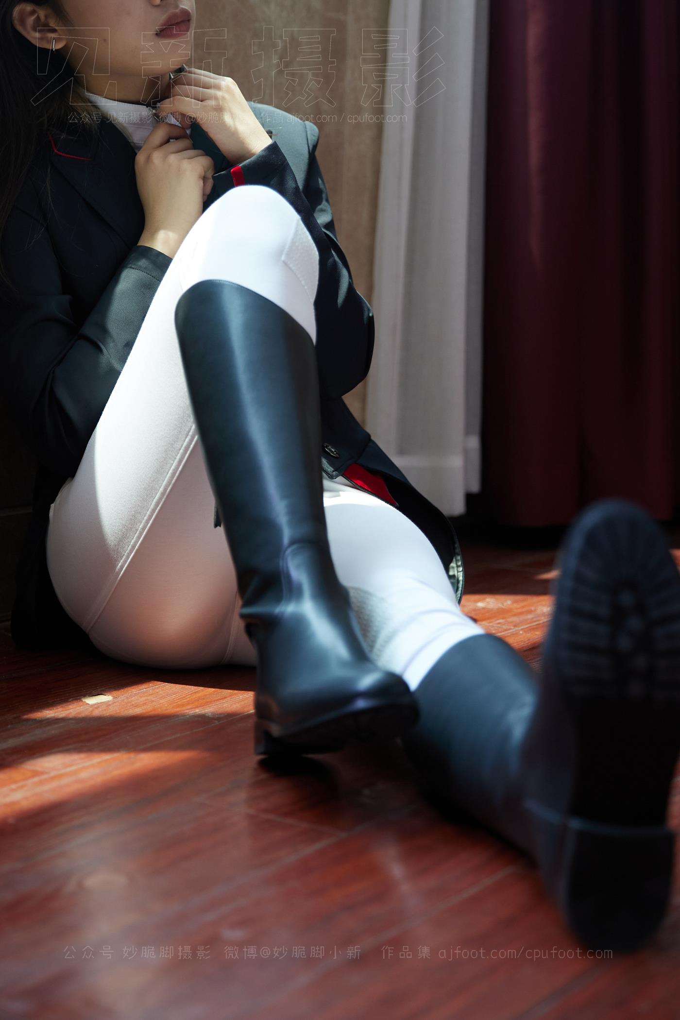 图片[39]-[见新摄影]NO.021 巅峰 英姿飒爽 帅气少女风 ｜ 又酷又美的骑[323P] – 速更版-美库