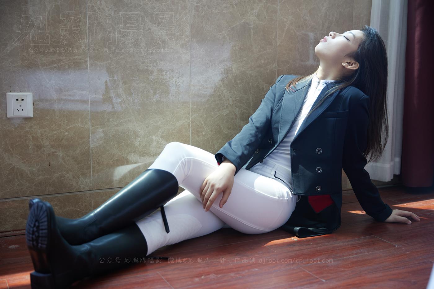 图片[41]-[见新摄影]NO.021 巅峰 英姿飒爽 帅气少女风 ｜ 又酷又美的骑[323P] – 速更版-美库