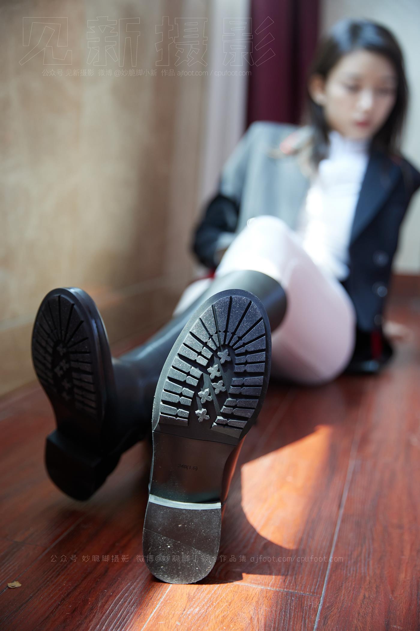 图片[47]-[见新摄影]NO.021 巅峰 英姿飒爽 帅气少女风 ｜ 又酷又美的骑[323P] – 速更版-美库