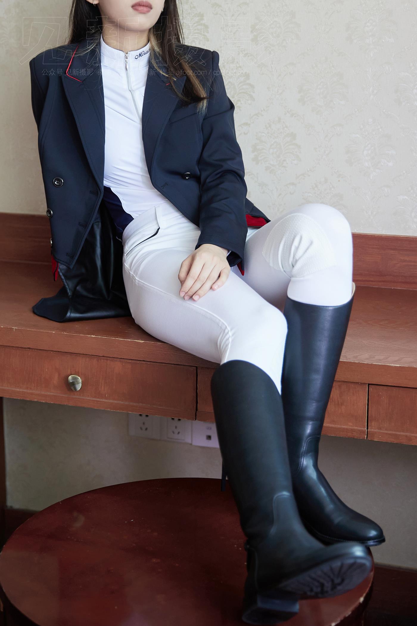 图片[52]-[见新摄影]NO.021 巅峰 英姿飒爽 帅气少女风 ｜ 又酷又美的骑[323P] – 速更版-美库