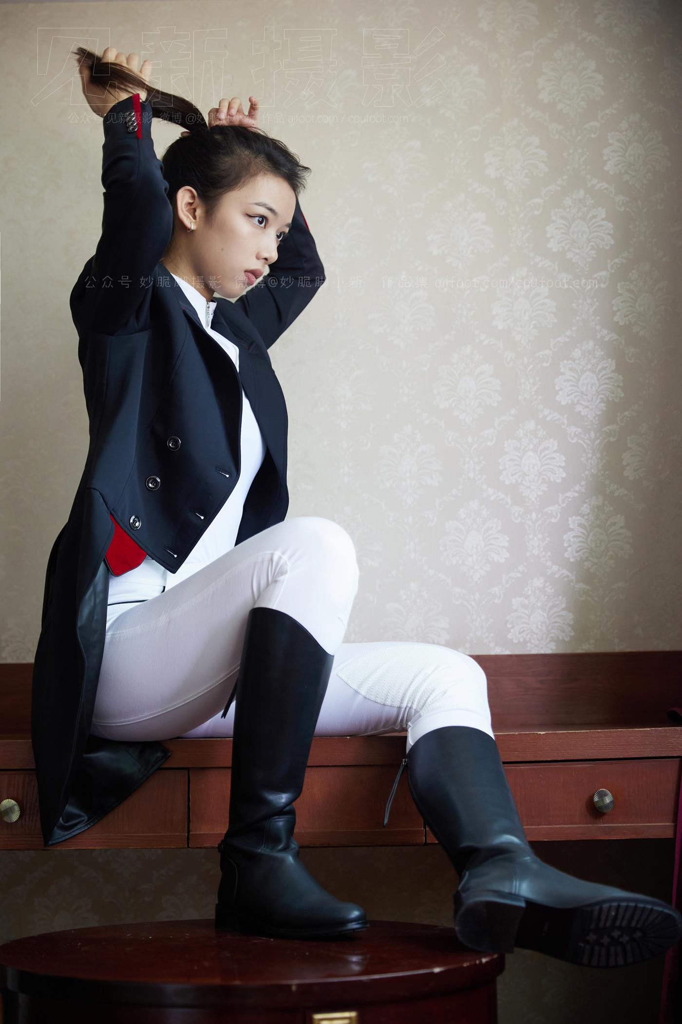 图片[62]-[见新摄影]NO.021 巅峰 英姿飒爽 帅气少女风 ｜ 又酷又美的骑[323P] – 速更版-美库