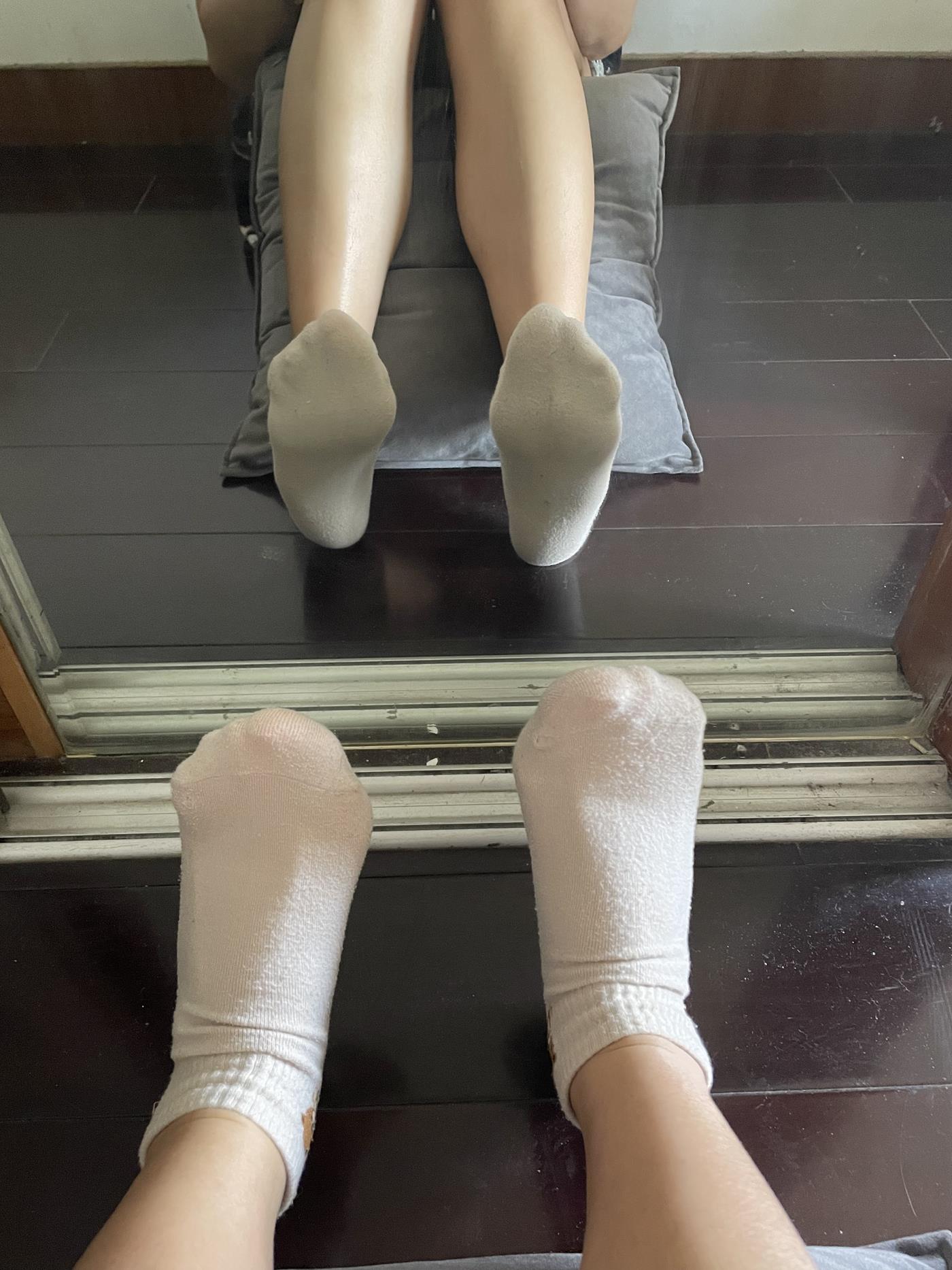 图片[95]-[誉铭传媒]袜足摄影 2022年《5月整合福利》[106P] – 速更版-美库