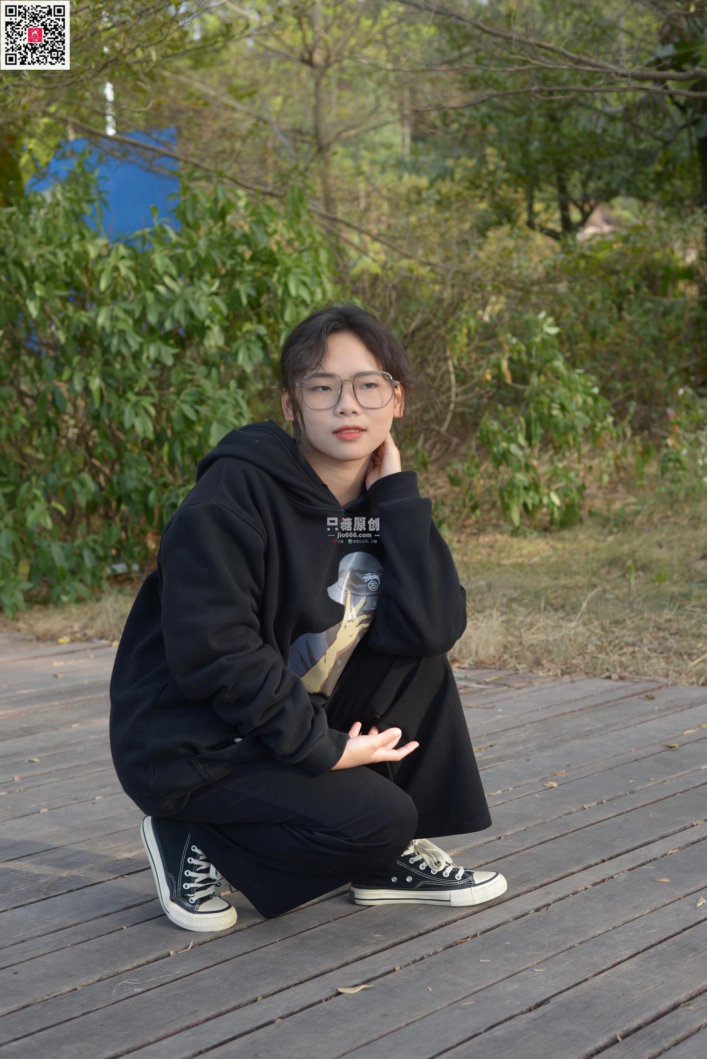 图片[12]-[只糖原创]NO.574 露露 陪落叶看了一次黄昏[150P] – 速更版-美库