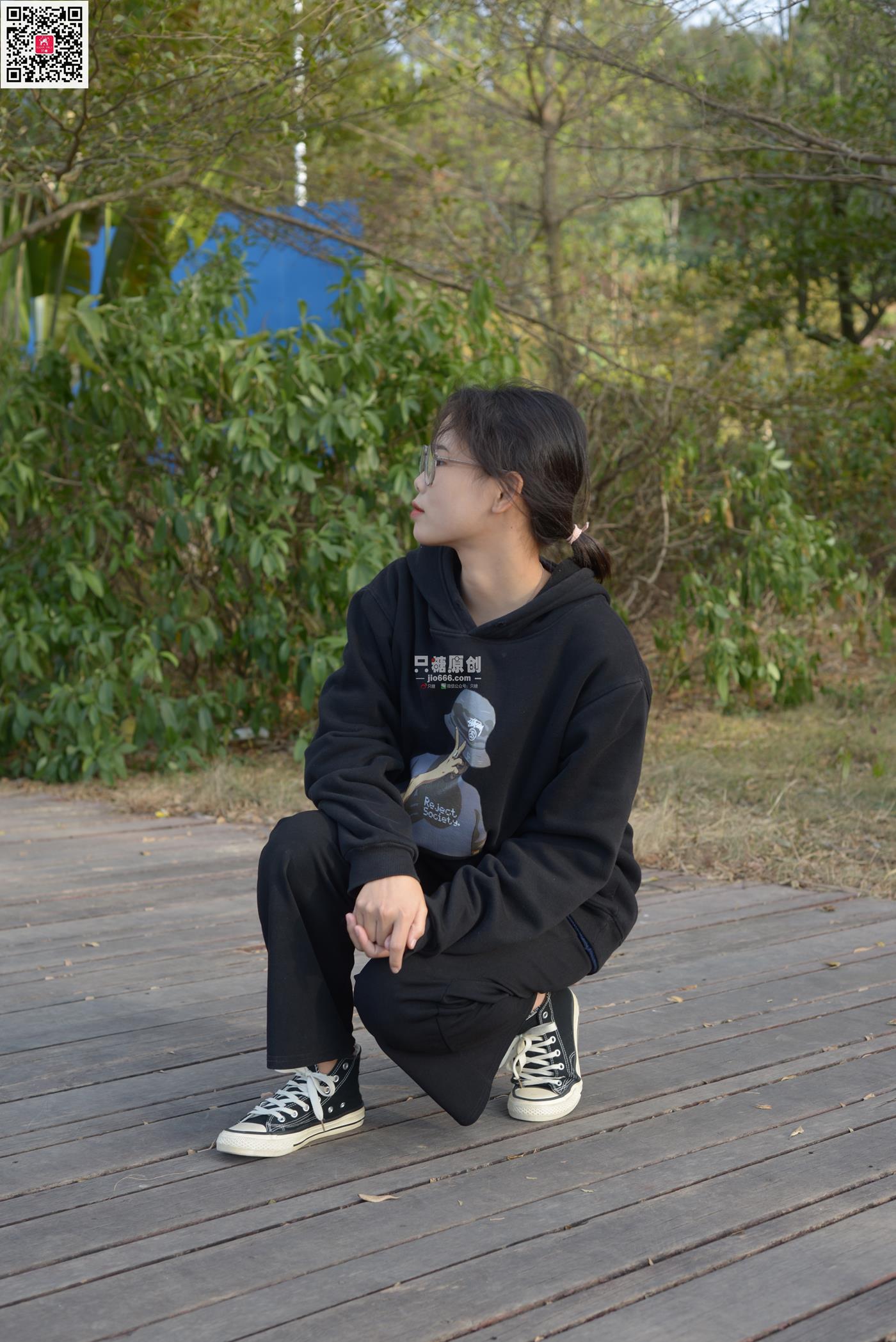 图片[15]-[只糖原创]NO.574 露露 陪落叶看了一次黄昏[150P] – 速更版-美库