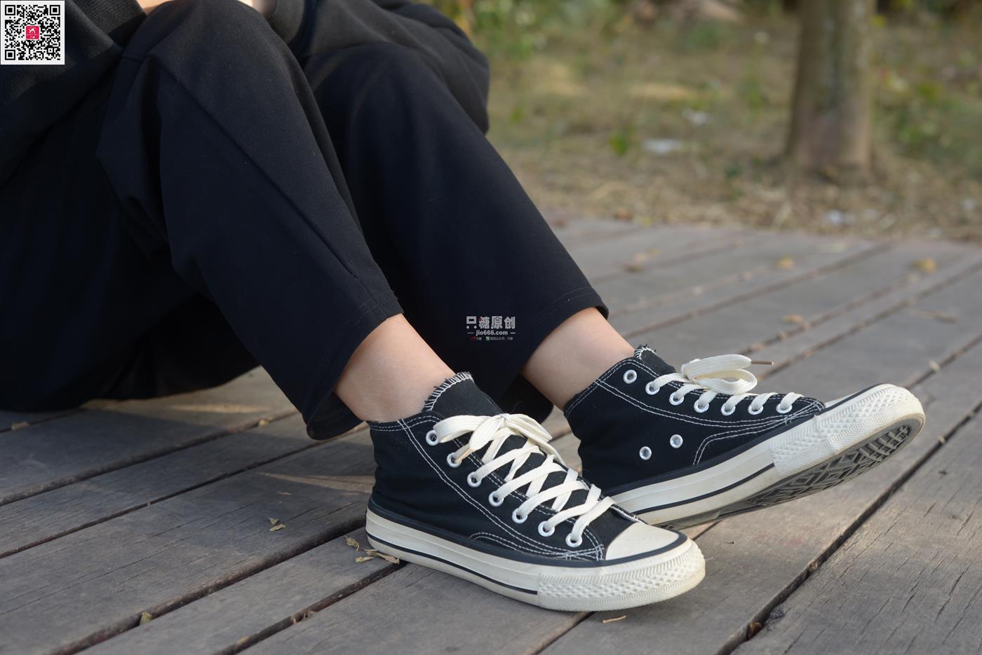 图片[25]-[只糖原创]NO.574 露露 陪落叶看了一次黄昏[150P] – 速更版-美库