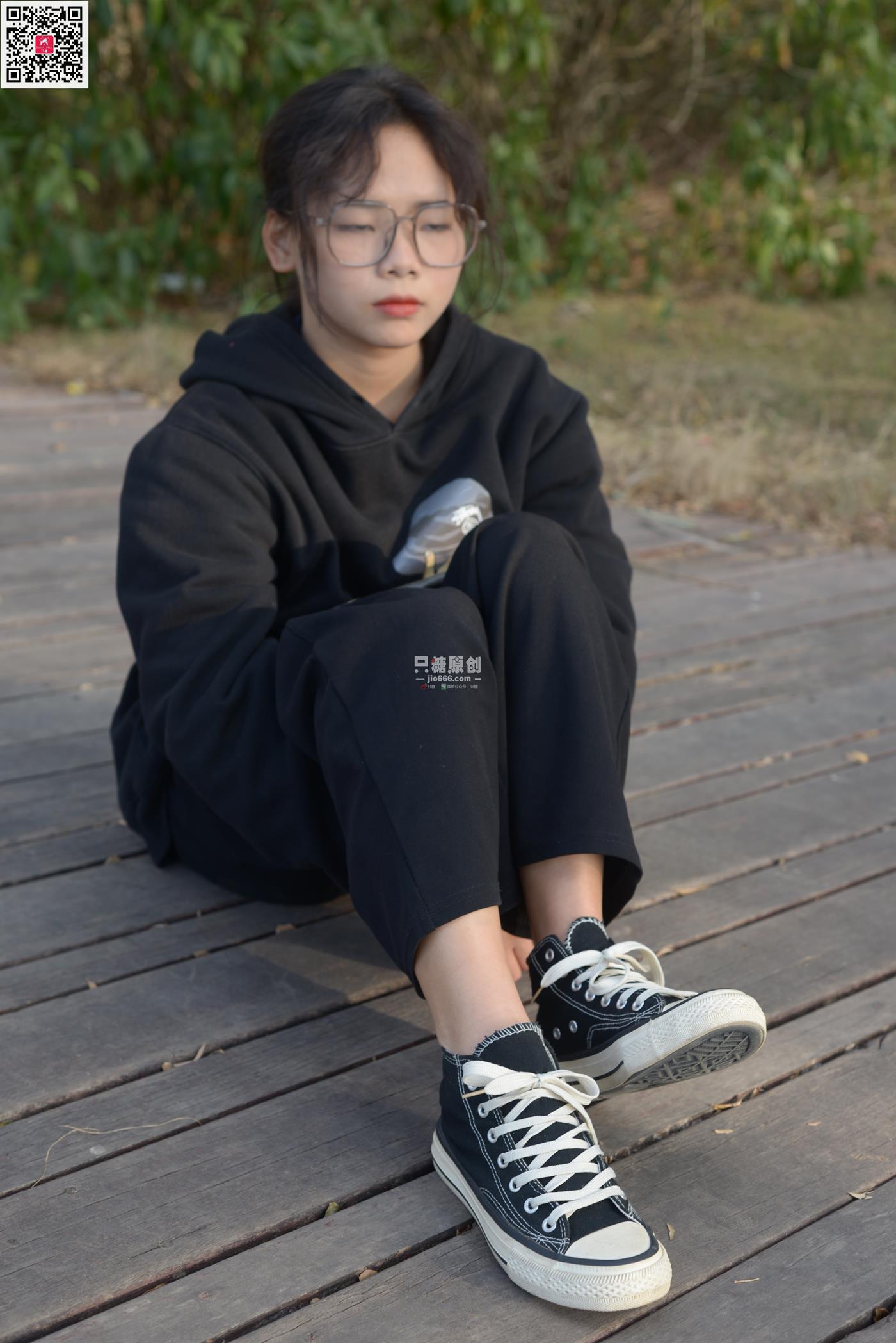 图片[31]-[只糖原创]NO.574 露露 陪落叶看了一次黄昏[150P] – 速更版-美库