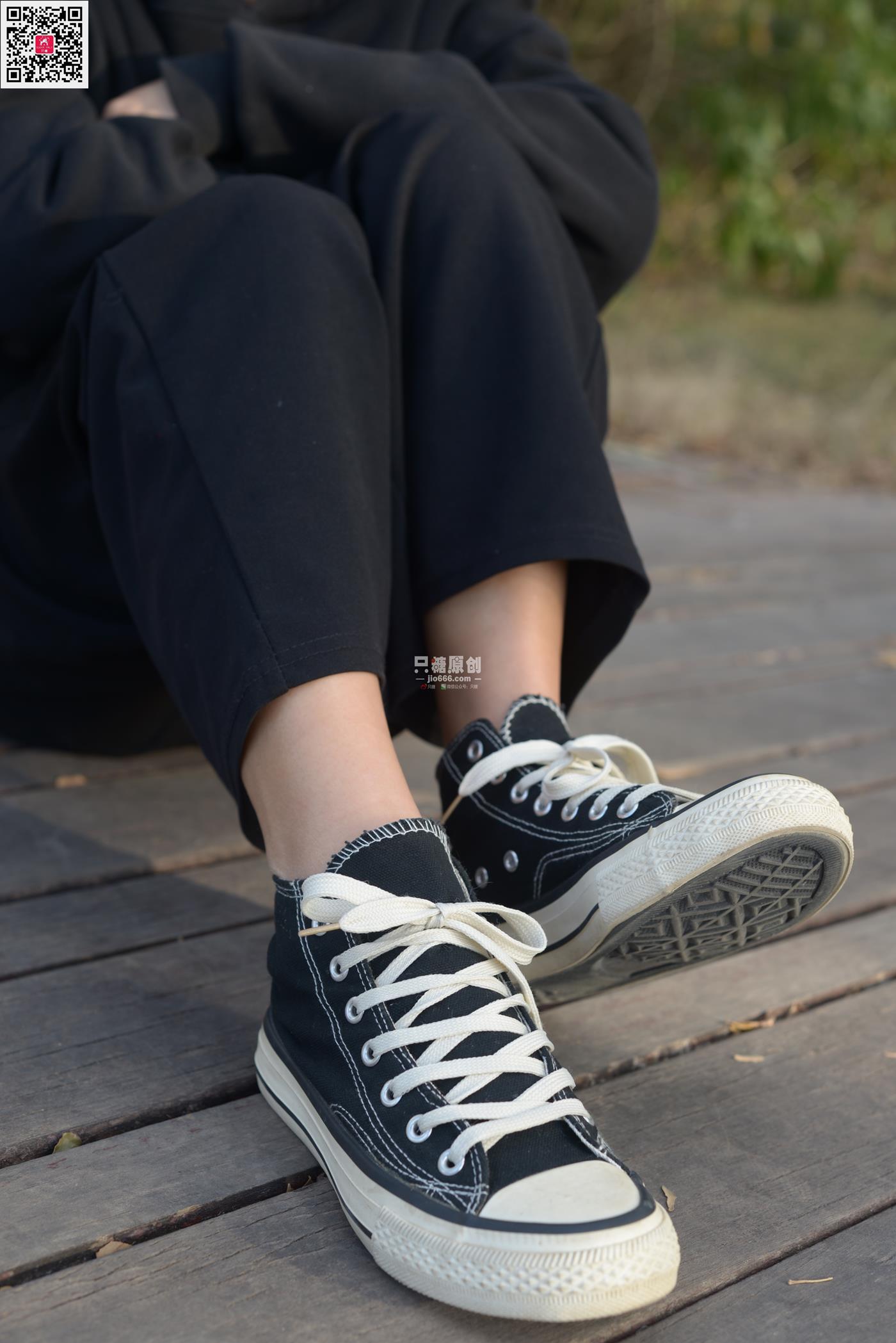 图片[32]-[只糖原创]NO.574 露露 陪落叶看了一次黄昏[150P] – 速更版-美库