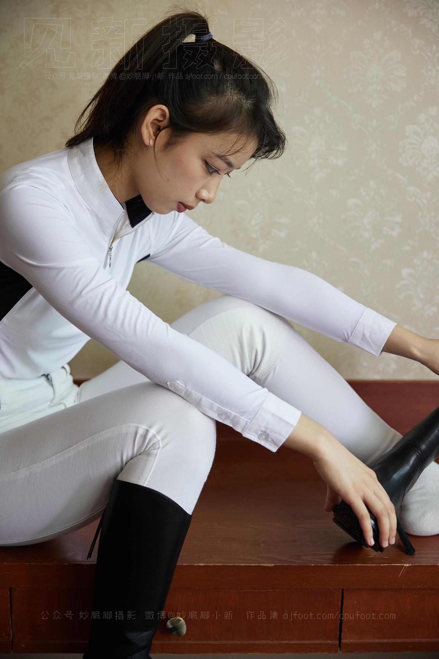 图片[109]-[见新摄影]NO.021 巅峰 英姿飒爽 帅气少女风 ｜ 又酷又美的骑[323P] – 速更版-美库