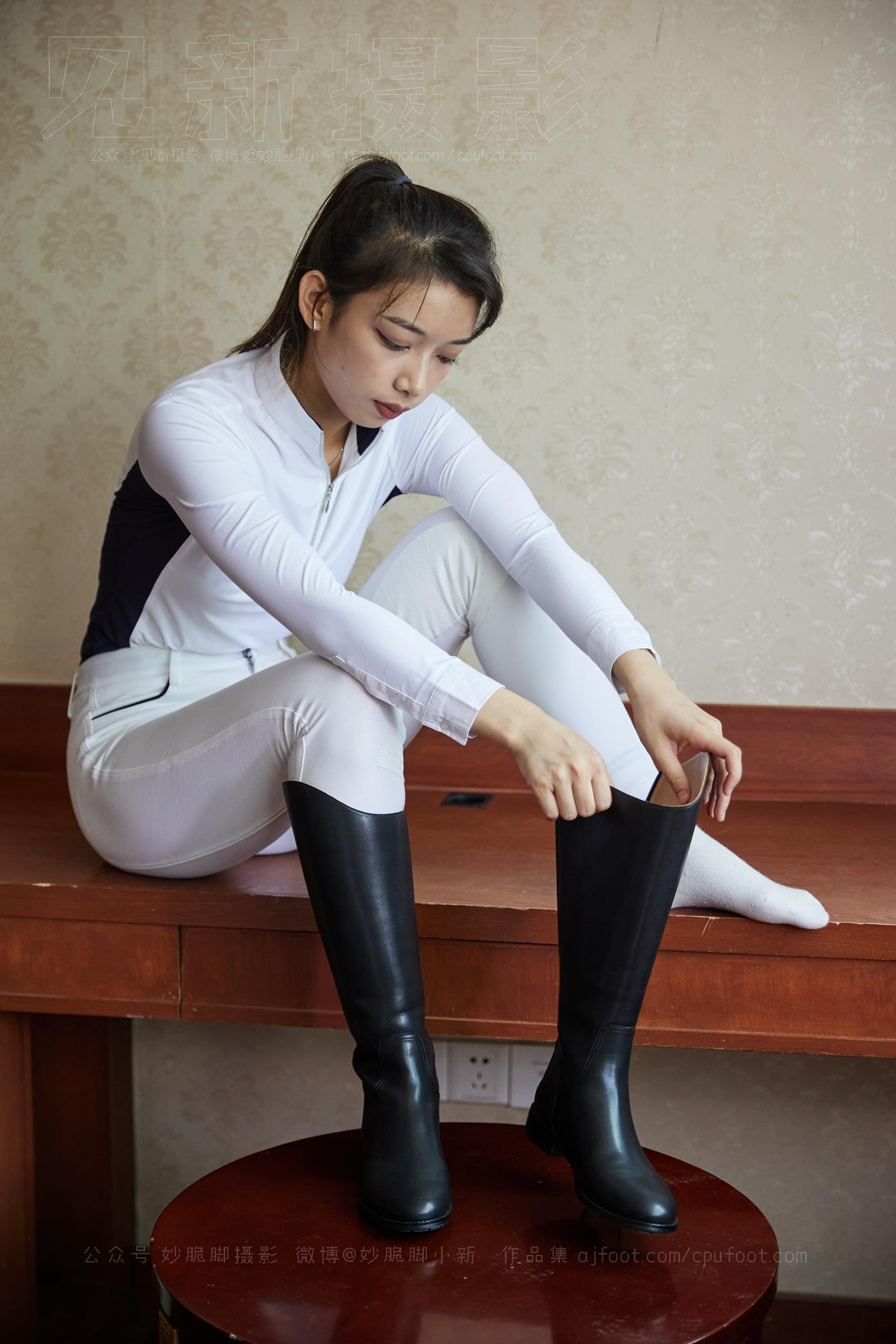 图片[113]-[见新摄影]NO.021 巅峰 英姿飒爽 帅气少女风 ｜ 又酷又美的骑[323P] – 速更版-美库