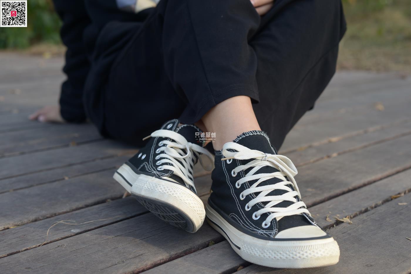 图片[42]-[只糖原创]NO.574 露露 陪落叶看了一次黄昏[150P] – 速更版-美库