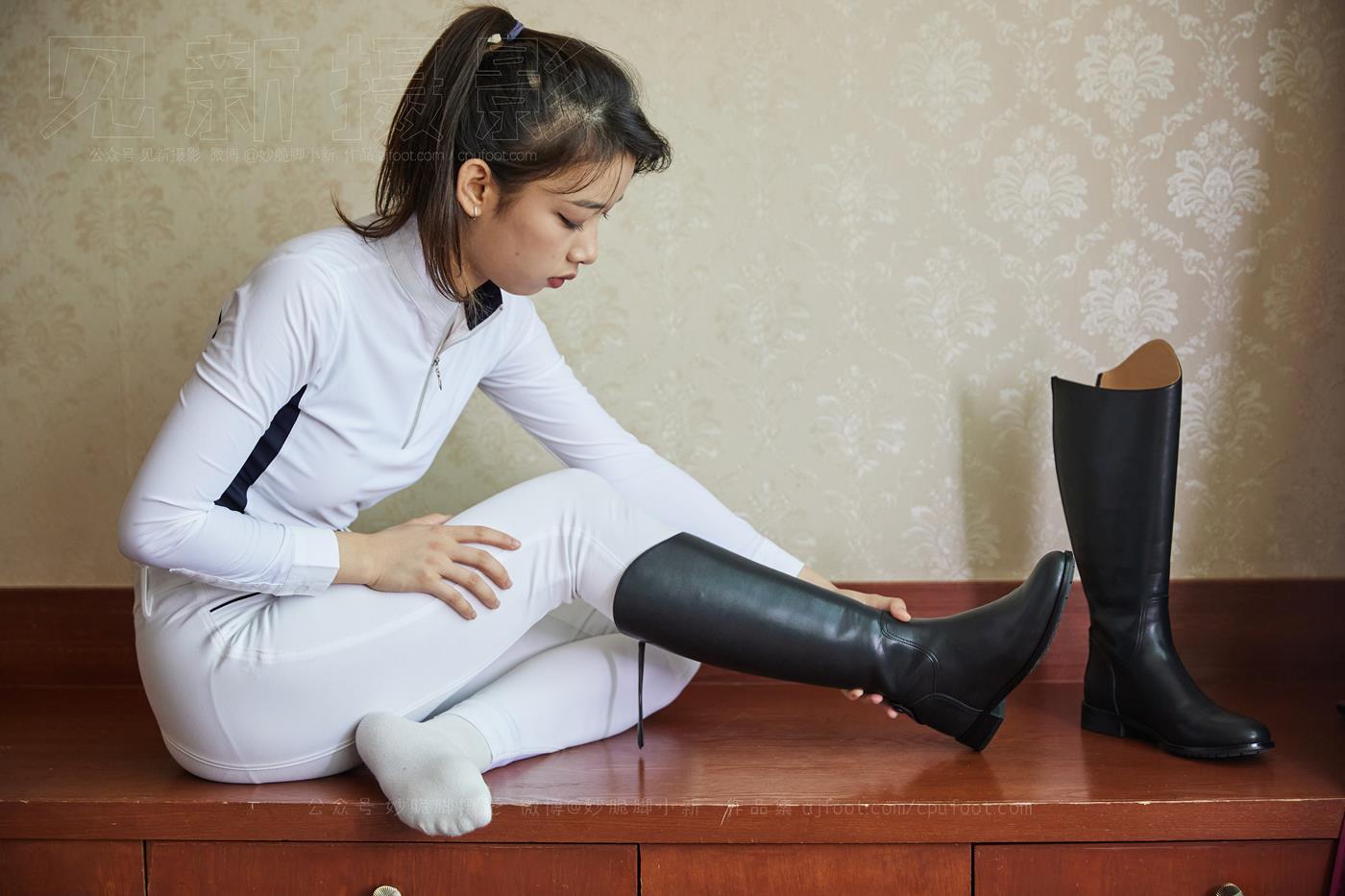 图片[118]-[见新摄影]NO.021 巅峰 英姿飒爽 帅气少女风 ｜ 又酷又美的骑[323P] – 速更版-美库