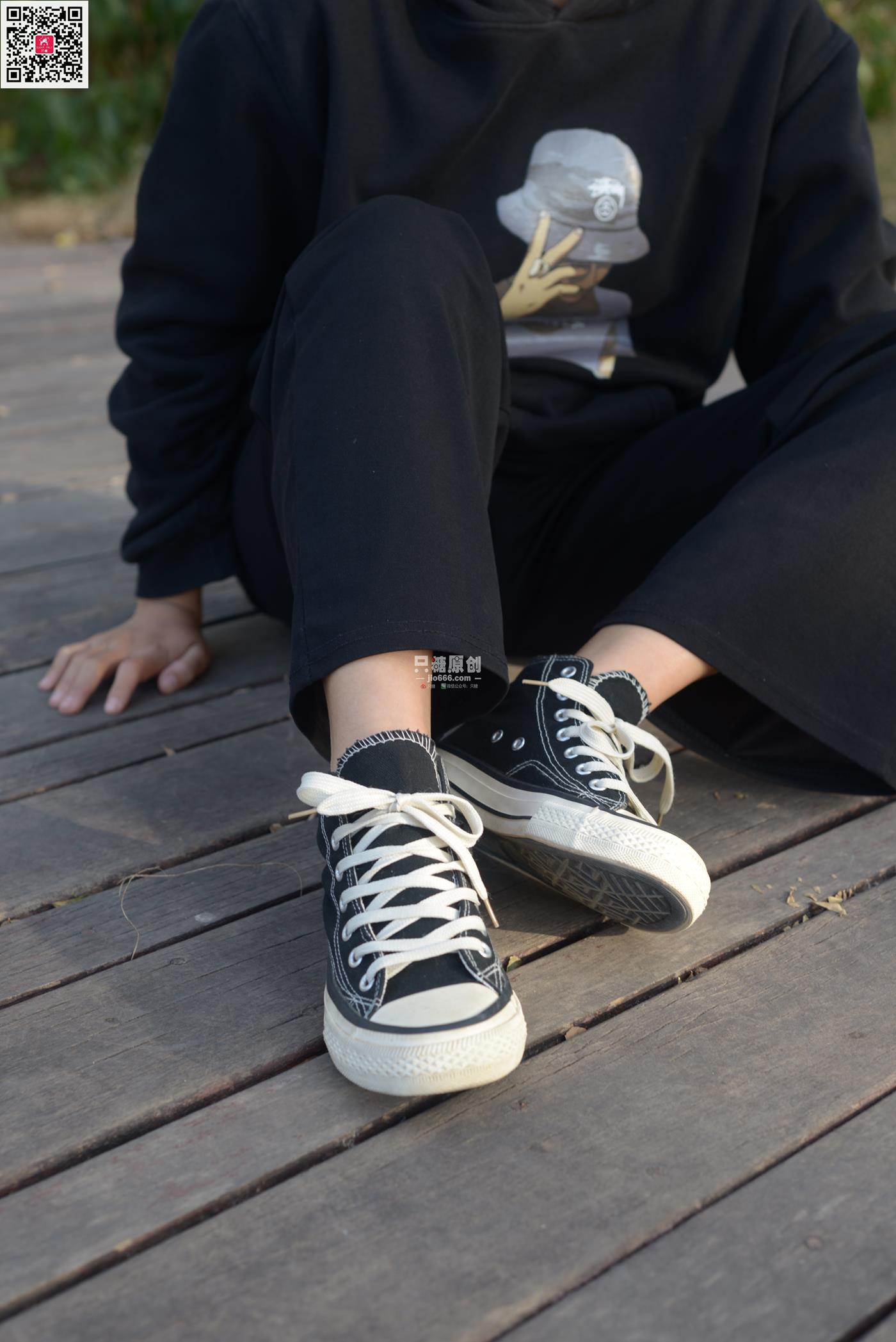 图片[47]-[只糖原创]NO.574 露露 陪落叶看了一次黄昏[150P] – 速更版-美库