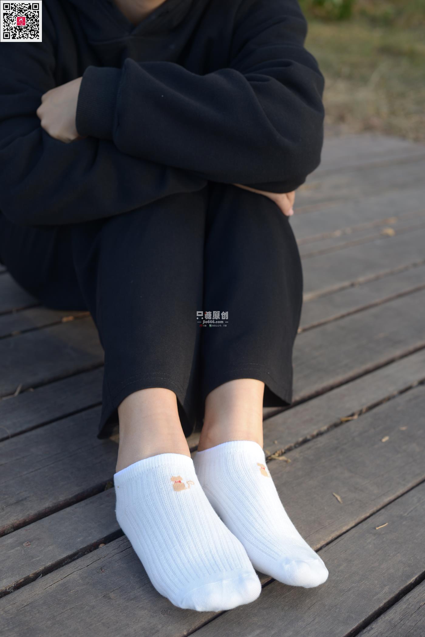 图片[58]-[只糖原创]NO.574 露露 陪落叶看了一次黄昏[150P] – 速更版-美库