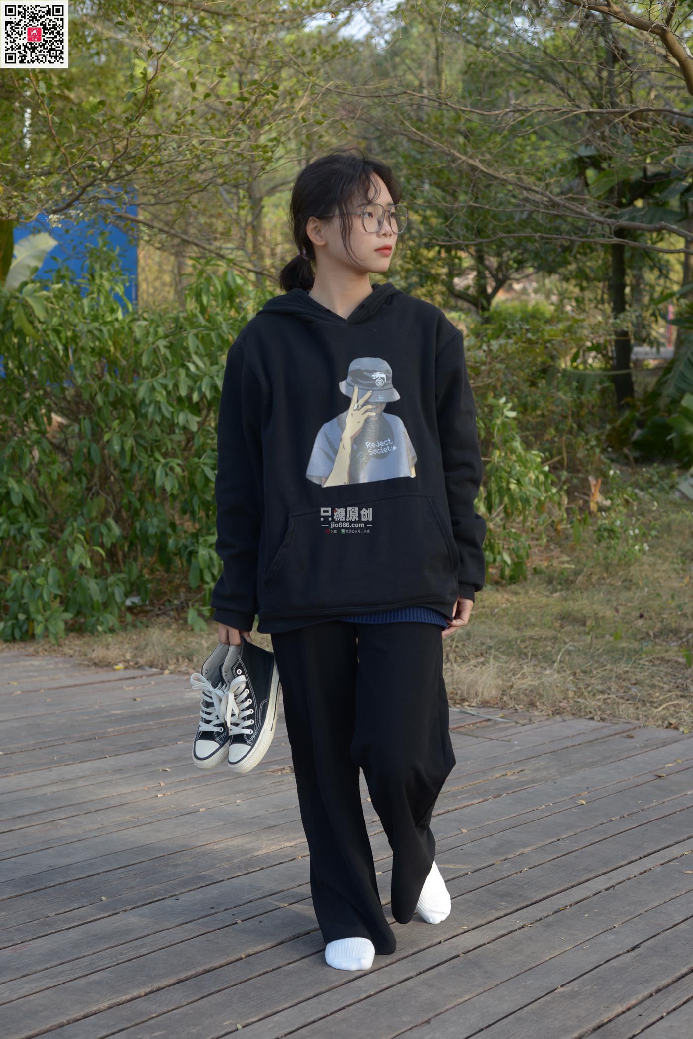 图片[61]-[只糖原创]NO.574 露露 陪落叶看了一次黄昏[150P] – 速更版-美库