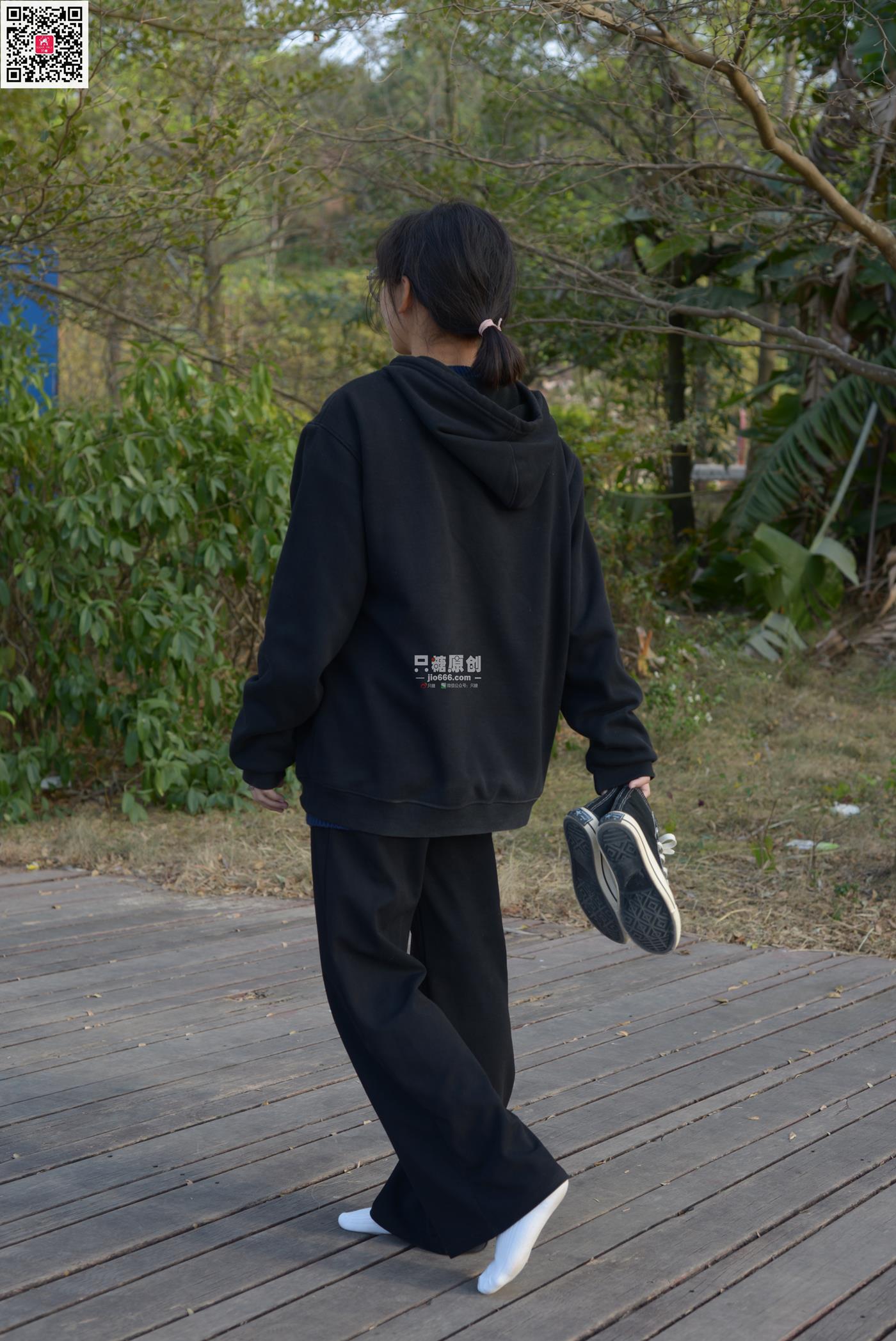 图片[67]-[只糖原创]NO.574 露露 陪落叶看了一次黄昏[150P] – 速更版-美库