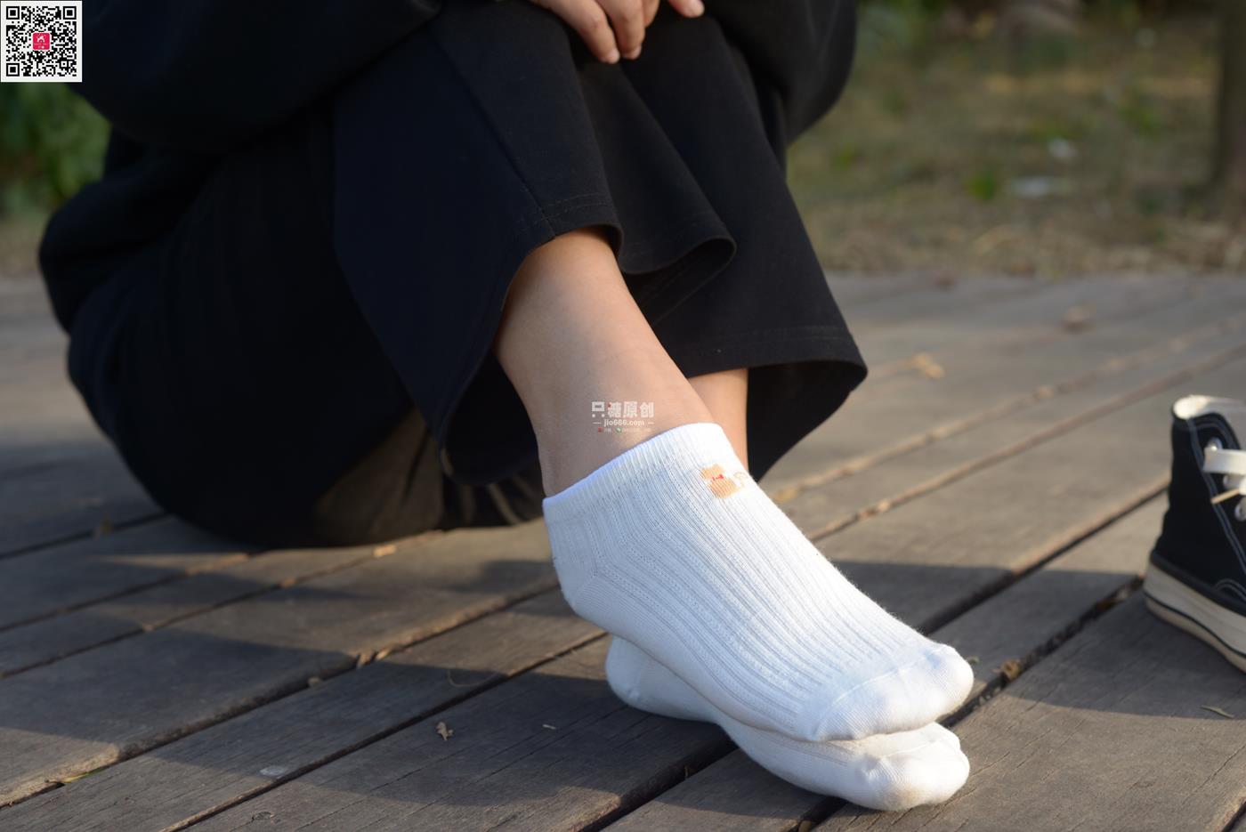 图片[100]-[只糖原创]NO.574 露露 陪落叶看了一次黄昏[150P] – 速更版-美库