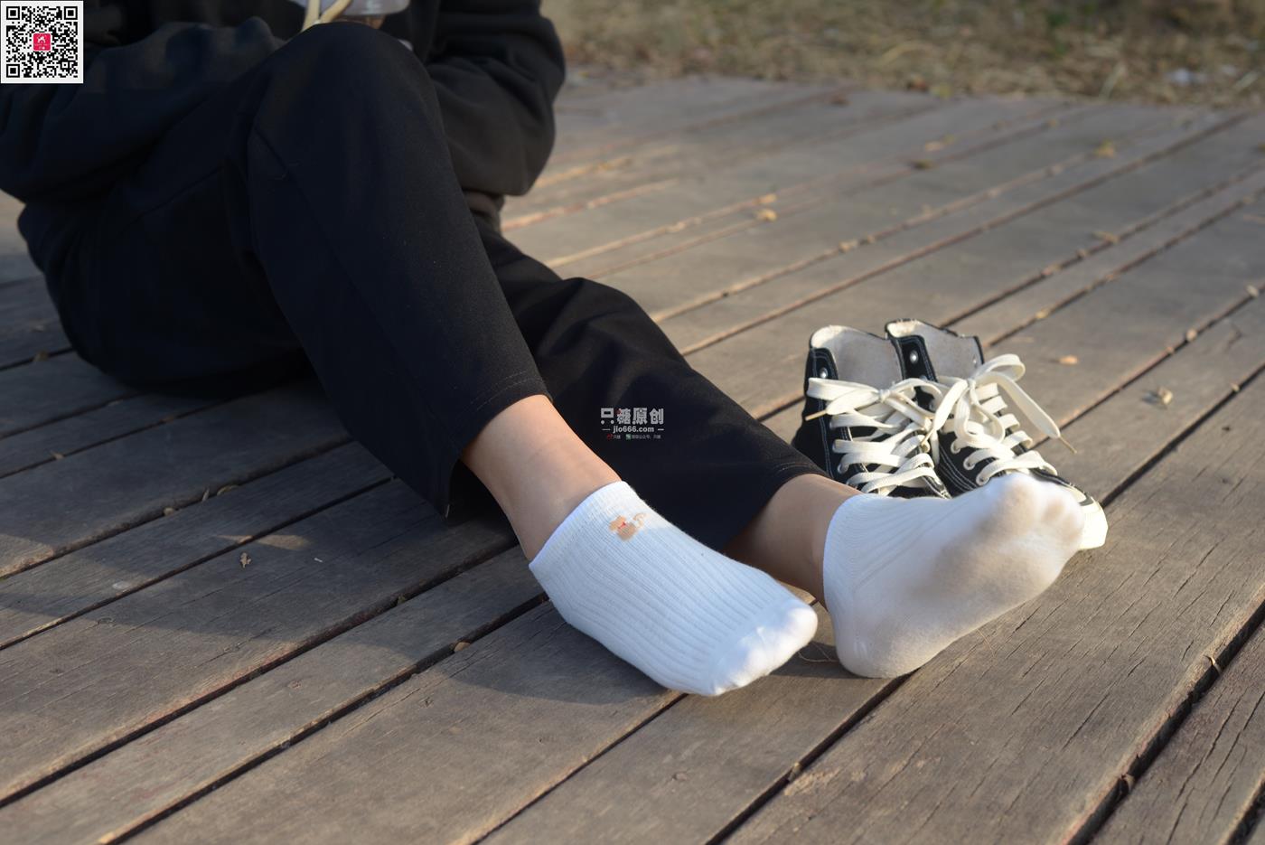 图片[103]-[只糖原创]NO.574 露露 陪落叶看了一次黄昏[150P] – 速更版-美库