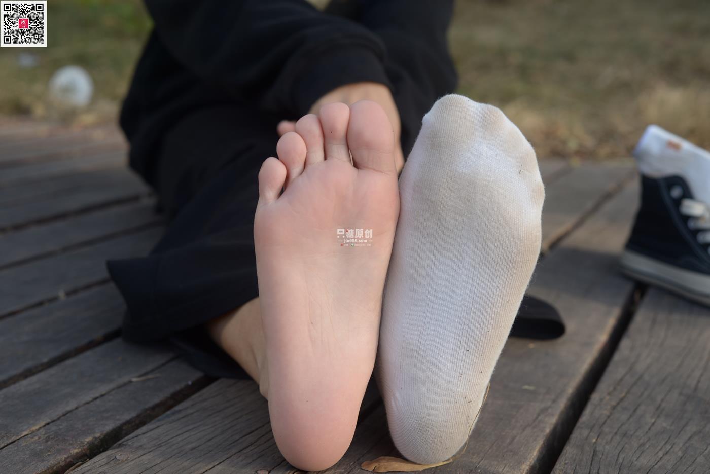 图片[115]-[只糖原创]NO.574 露露 陪落叶看了一次黄昏[150P] – 速更版-美库