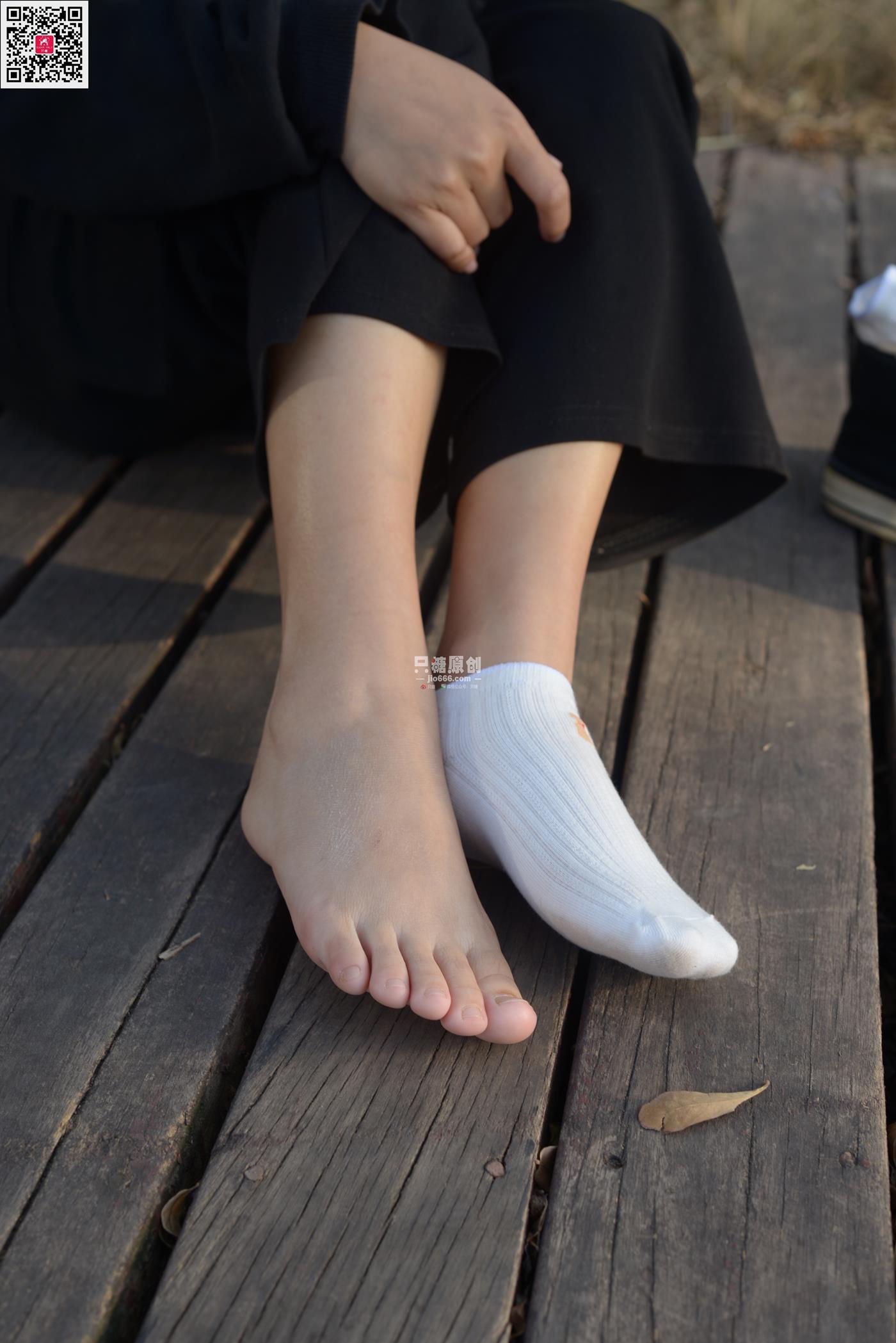 图片[124]-[只糖原创]NO.574 露露 陪落叶看了一次黄昏[150P] – 速更版-美库