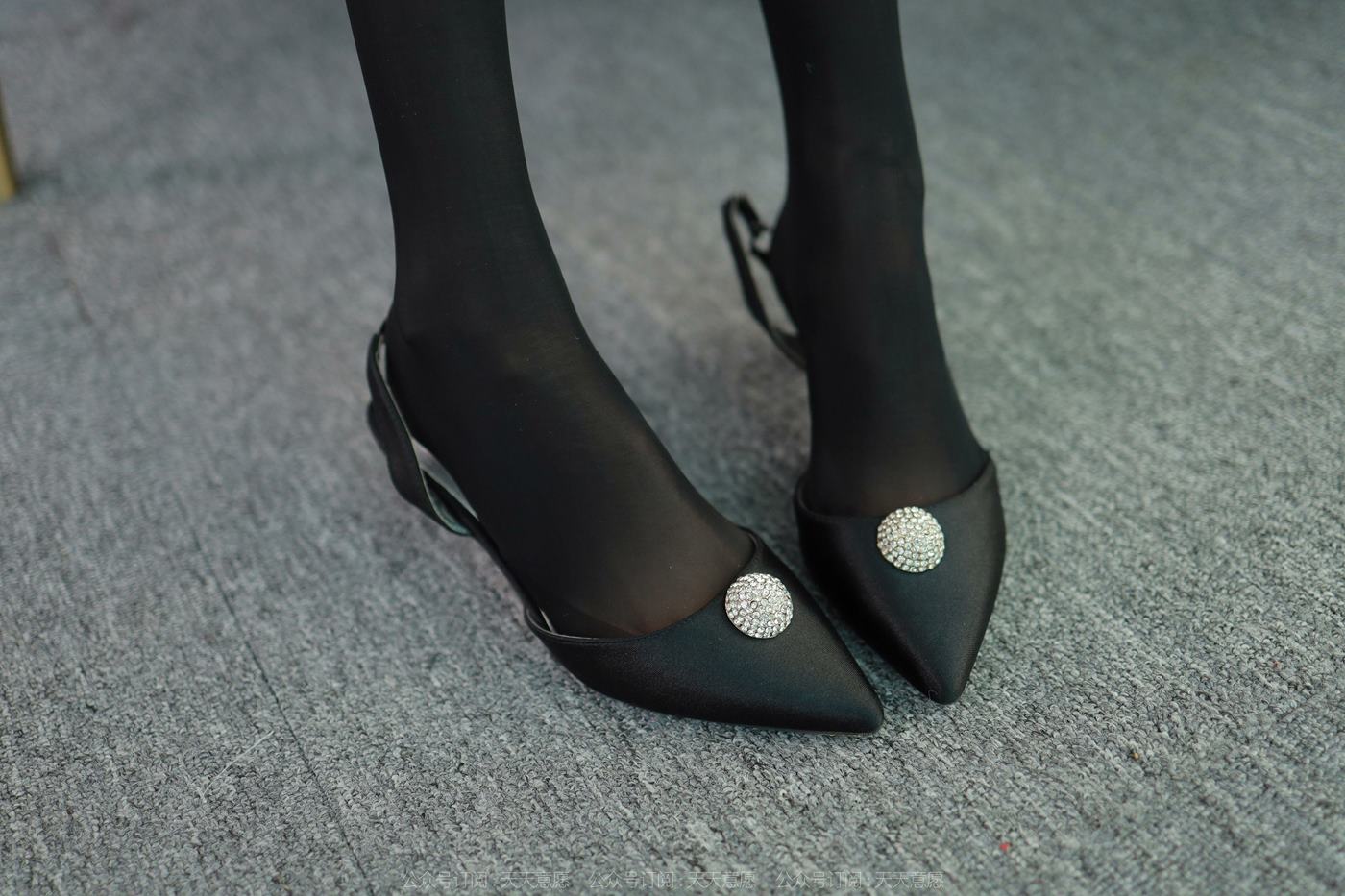 图片[25]-[IESS异思趣向] 耽丝 220630 团团 [86P] – 速更版-美库