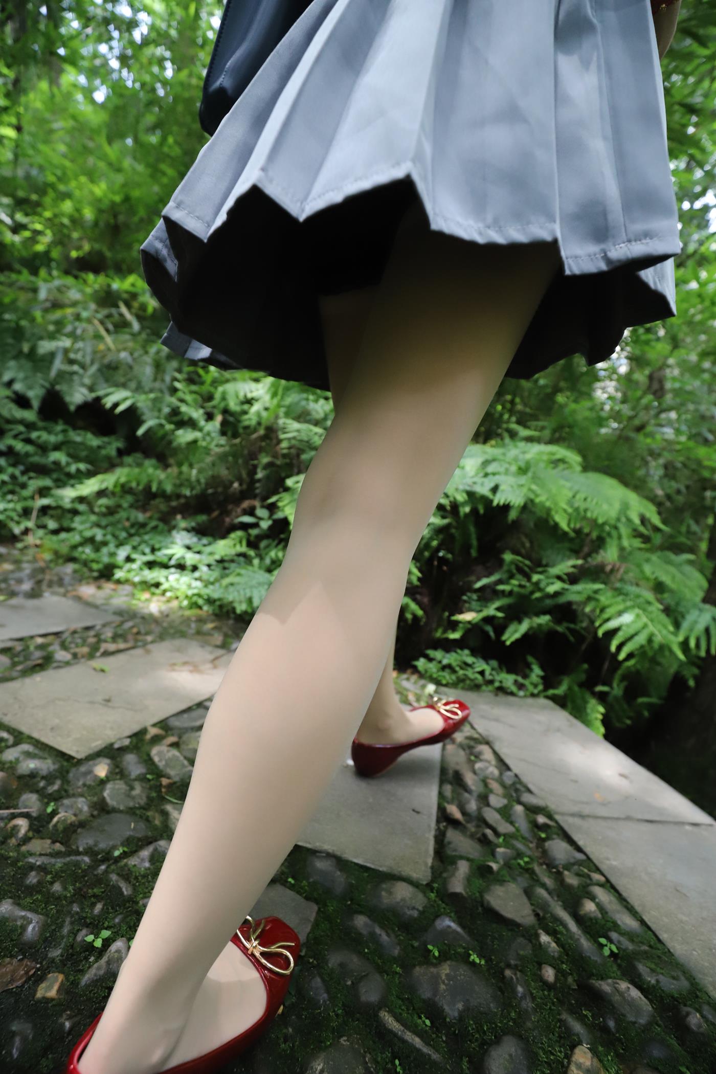 图片[12]-大西瓜爱牙膏-2019 10X活动 模特1（一） 户外JK制服长丝 (2) [83P] – 速更版-美库