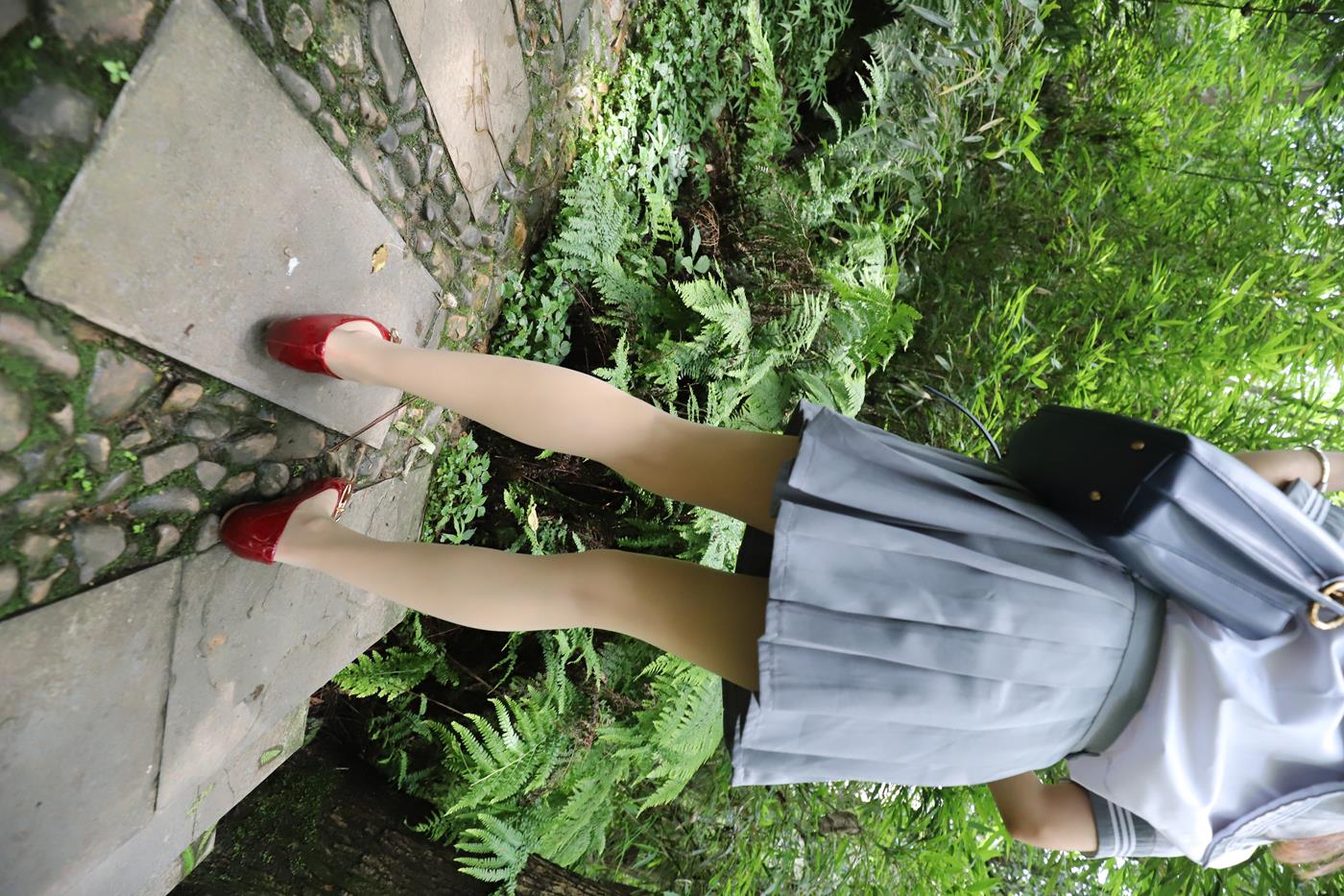 图片[13]-大西瓜爱牙膏-2019 10X活动 模特1（一） 户外JK制服长丝 (2) [83P] – 速更版-美库