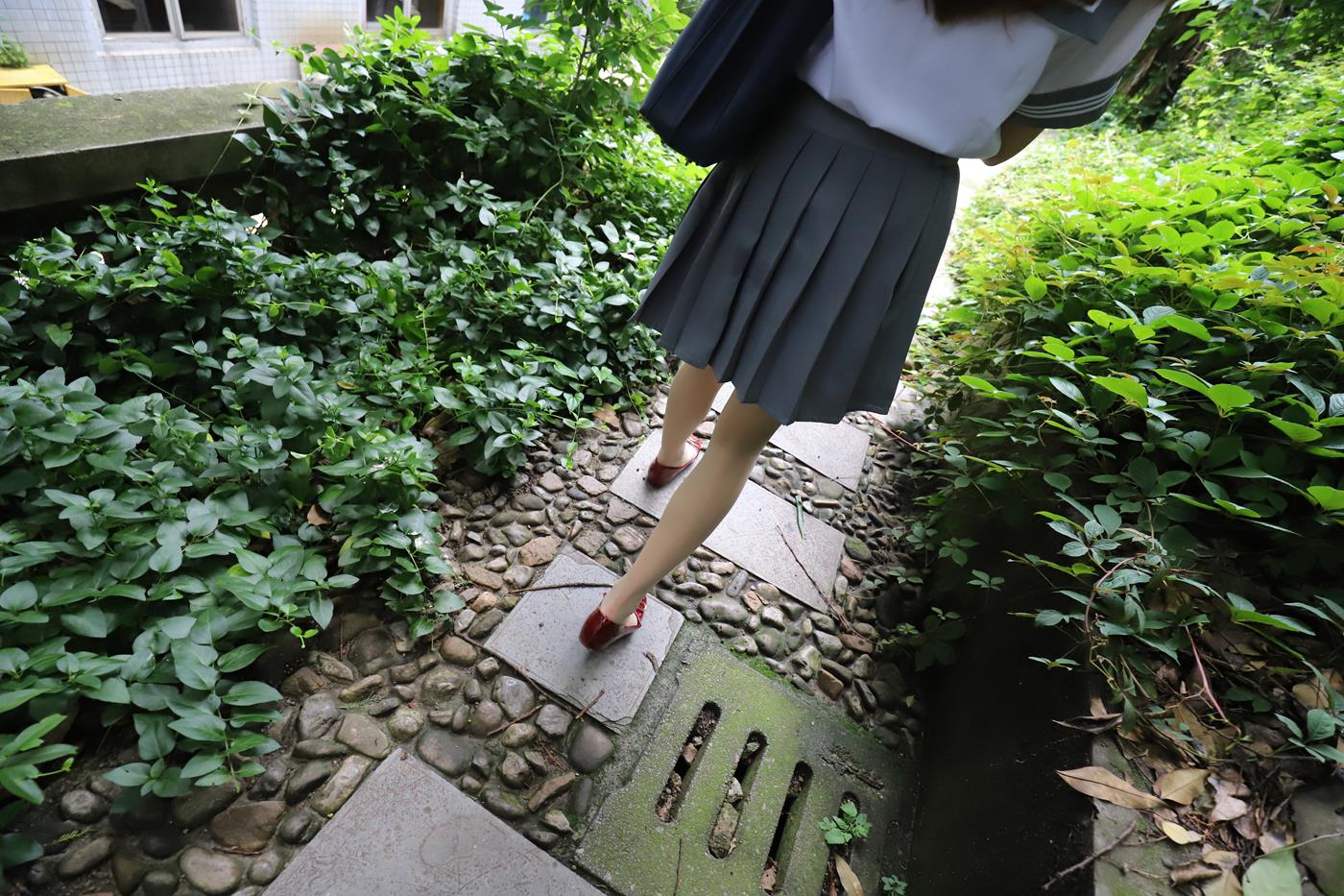 图片[38]-大西瓜爱牙膏-2019 10X活动 模特1（一） 户外JK制服长丝 (2) [83P] – 速更版-美库