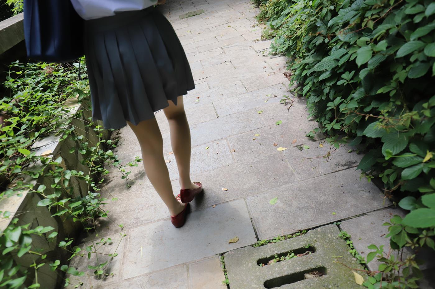 图片[41]-大西瓜爱牙膏-2019 10X活动 模特1（一） 户外JK制服长丝 (2) [83P] – 速更版-美库