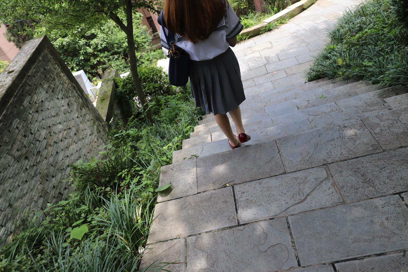 图片[49]-大西瓜爱牙膏-2019 10X活动 模特1（一） 户外JK制服长丝 (2) [83P] – 速更版-美库