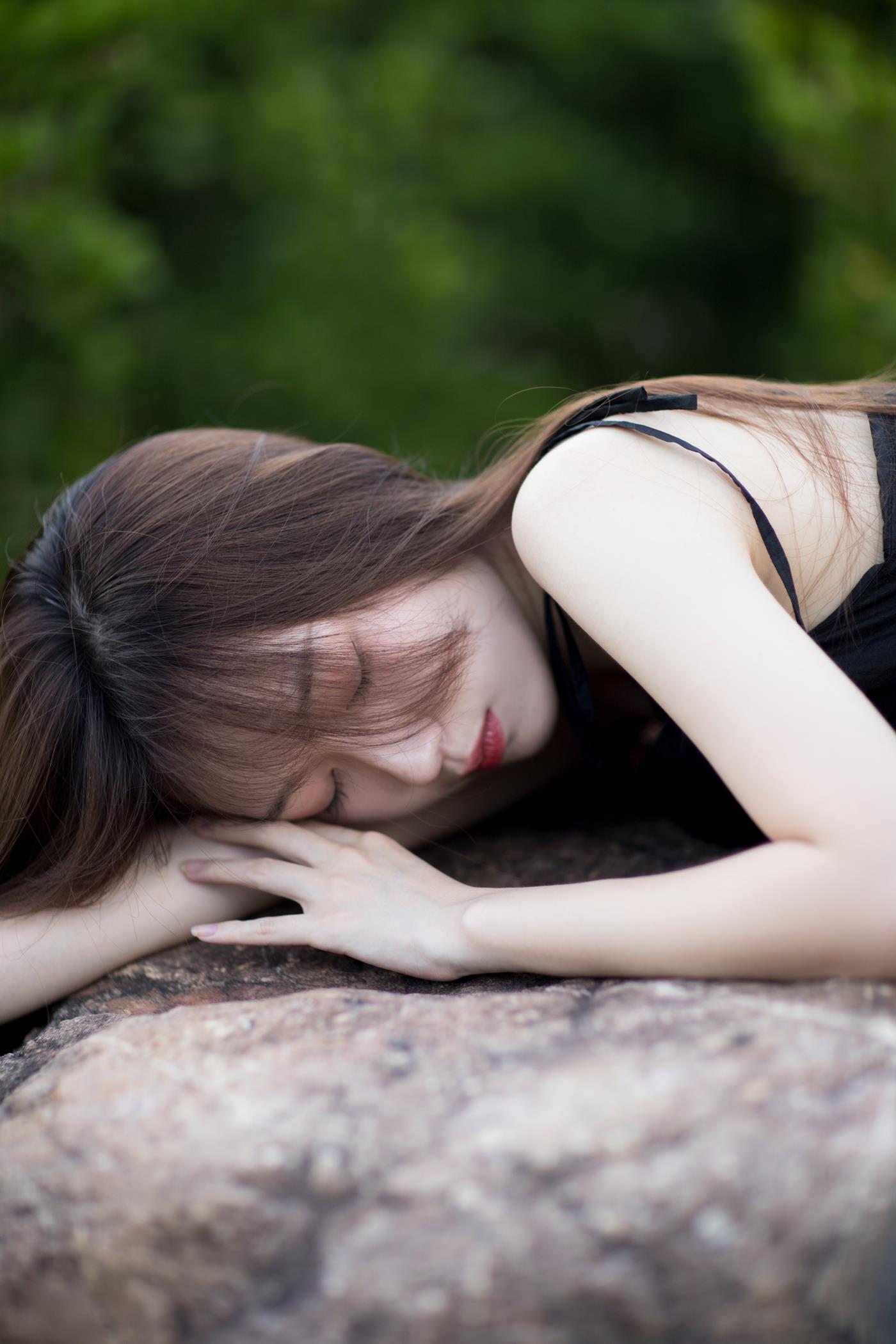 图片[13]-[YITUYU艺图语] 2021.11.10 微风起，心已动 KK [25P] – 速更版-美库