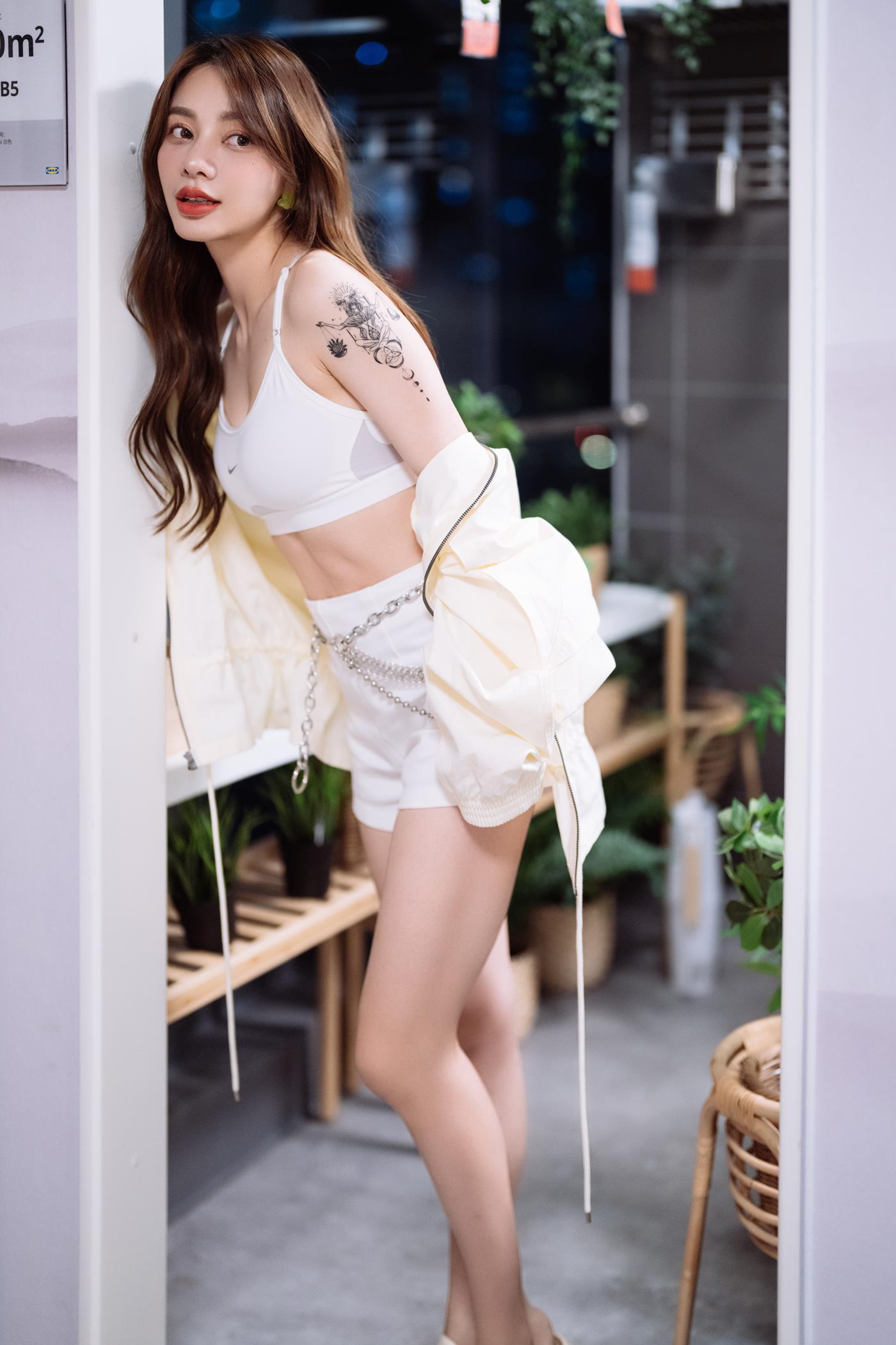 图片[44]-[YITUYU艺图语] 2021.11.10 添置新家 姝雯同学 [49P] – 速更版-美库