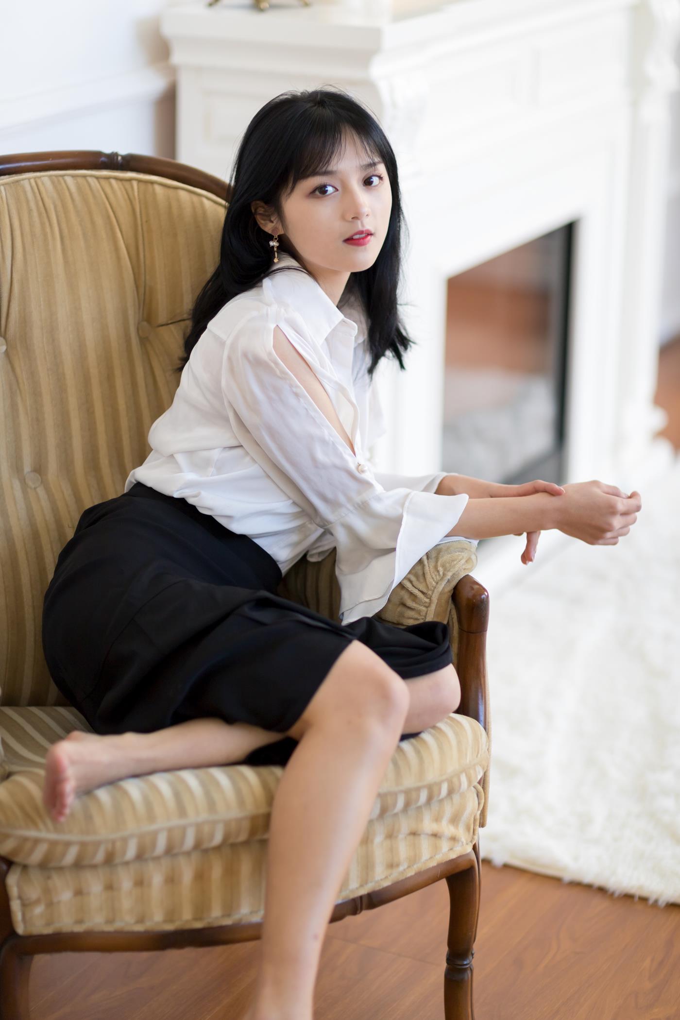 图片[13]-[YITUYU艺图语] 2021.11.11 窗外 雨文 [22P] – 速更版-美库