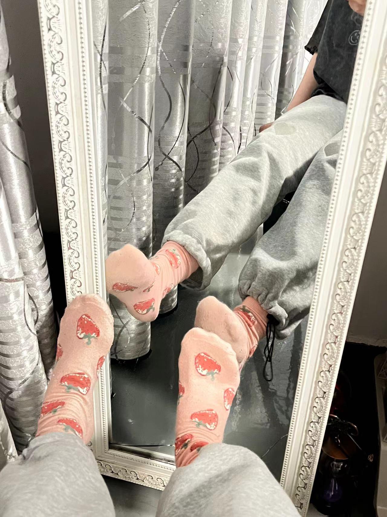 图片[36]-[誉铭传媒]袜足摄影 2022年《6月整合福利》[120P] – 速更版-美库