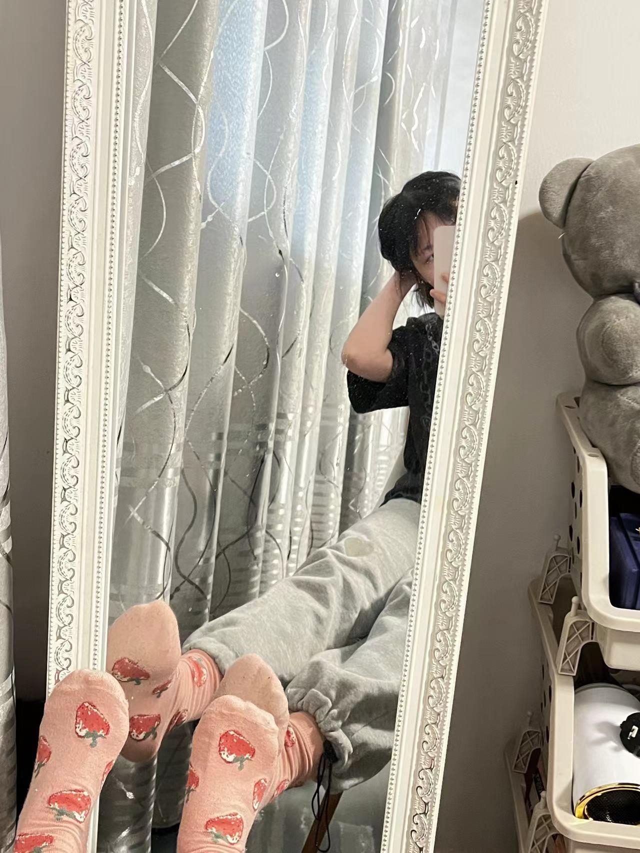 图片[37]-[誉铭传媒]袜足摄影 2022年《6月整合福利》[120P] – 速更版-美库