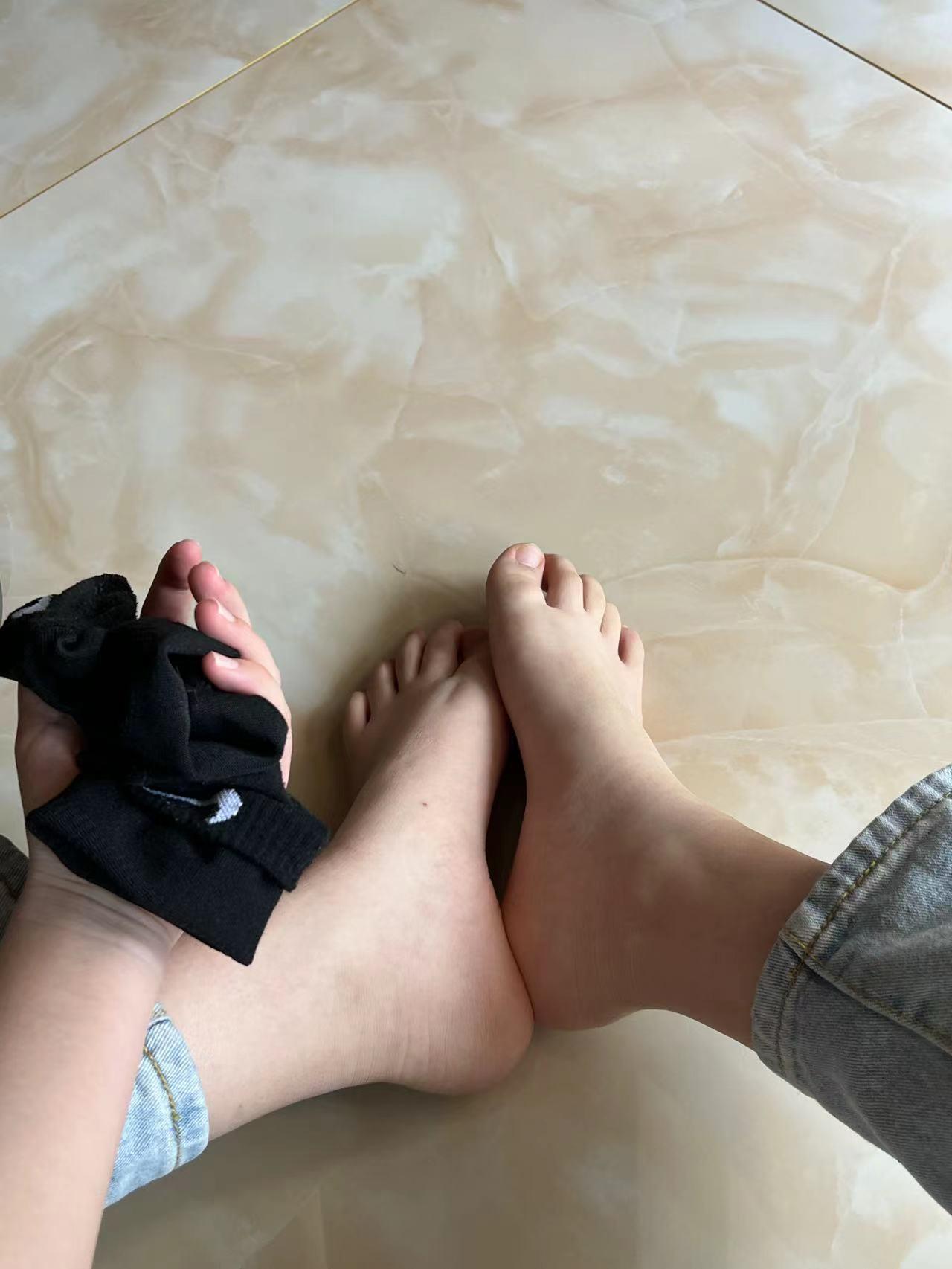 图片[63]-[誉铭传媒]袜足摄影 2022年《6月整合福利》[120P] – 速更版-美库