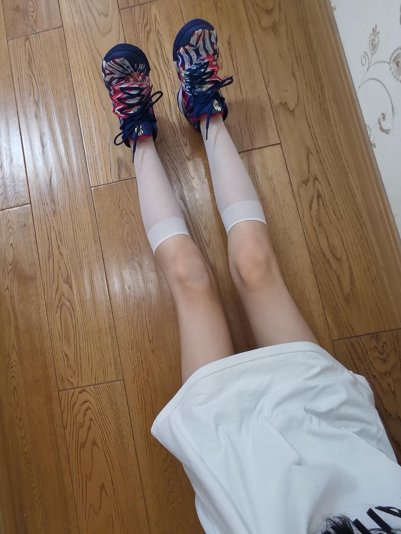 图片[94]-[誉铭传媒]袜足摄影 2022年《6月整合福利》[120P] – 速更版-美库