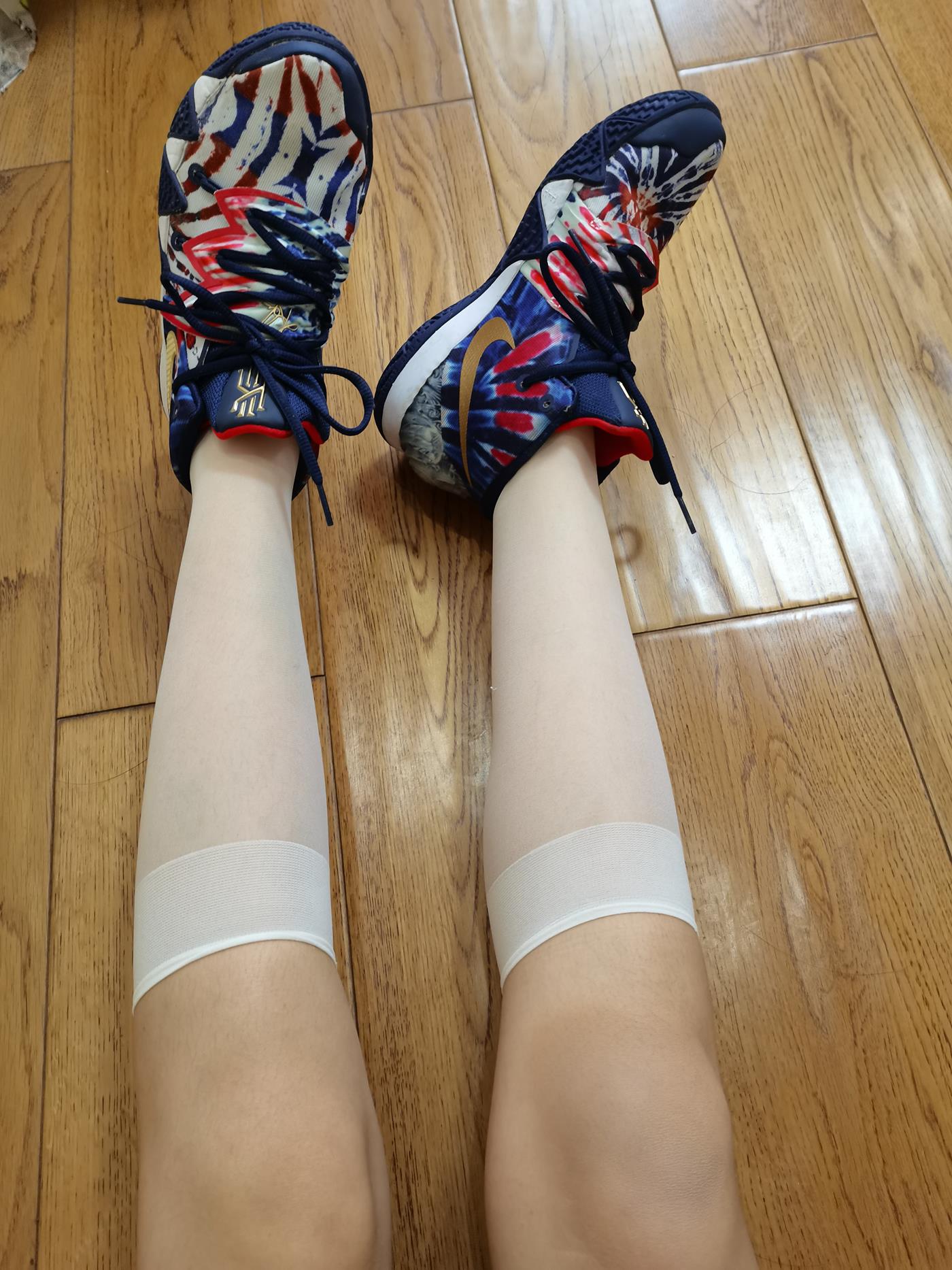 图片[98]-[誉铭传媒]袜足摄影 2022年《6月整合福利》[120P] – 速更版-美库