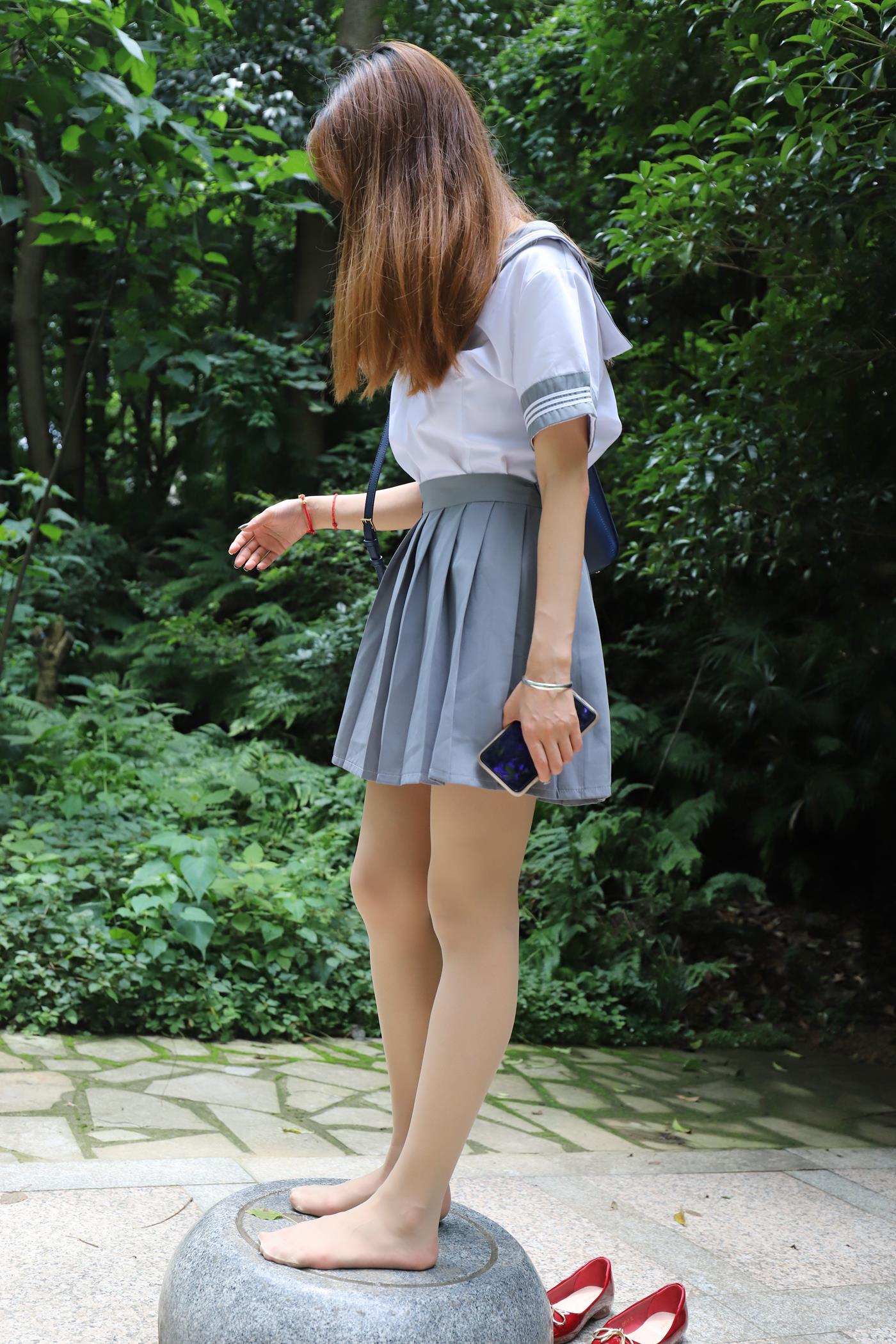 图片[11]-大西瓜爱牙膏-2019 10X活动 模特1（一） 户外JK制服长丝 (4) [84P] – 速更版-美库