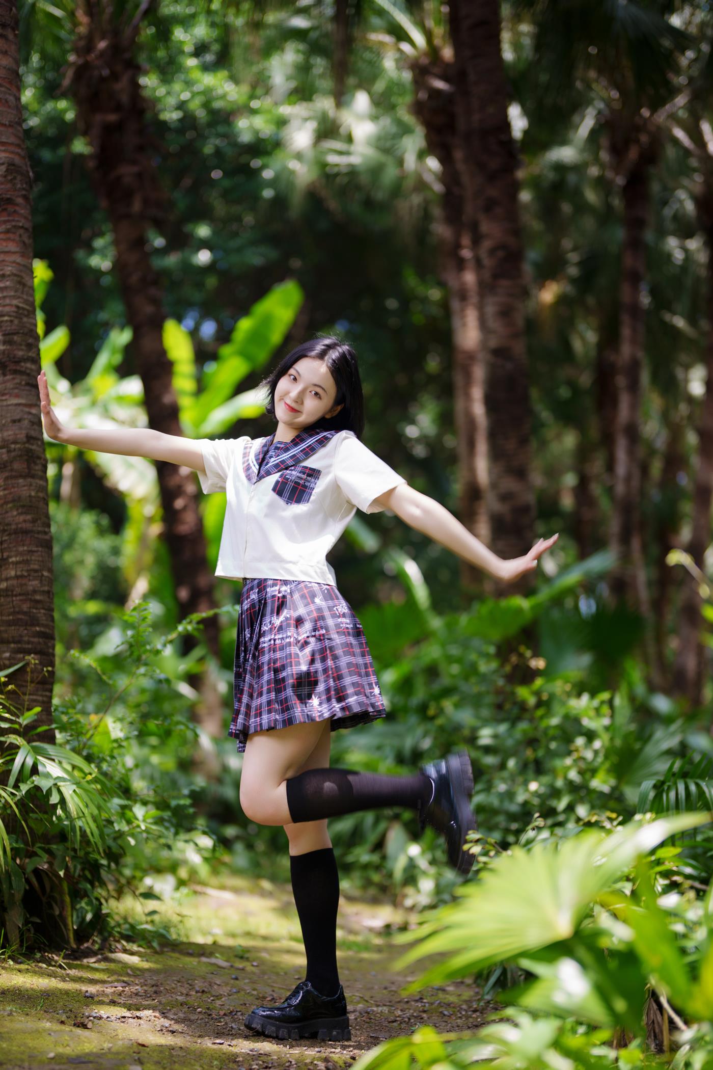 图片[40]-[YITUYU艺图语] 2021.11.12 花田里的JK少女 dudu [51P] – 速更版-美库