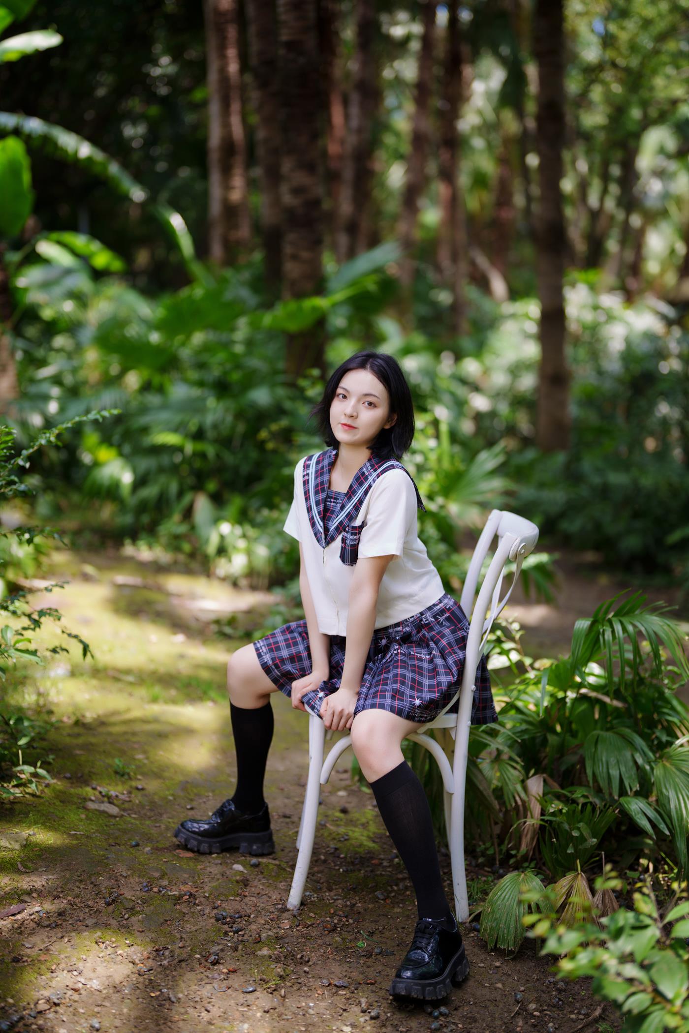 图片[41]-[YITUYU艺图语] 2021.11.12 花田里的JK少女 dudu [51P] – 速更版-美库